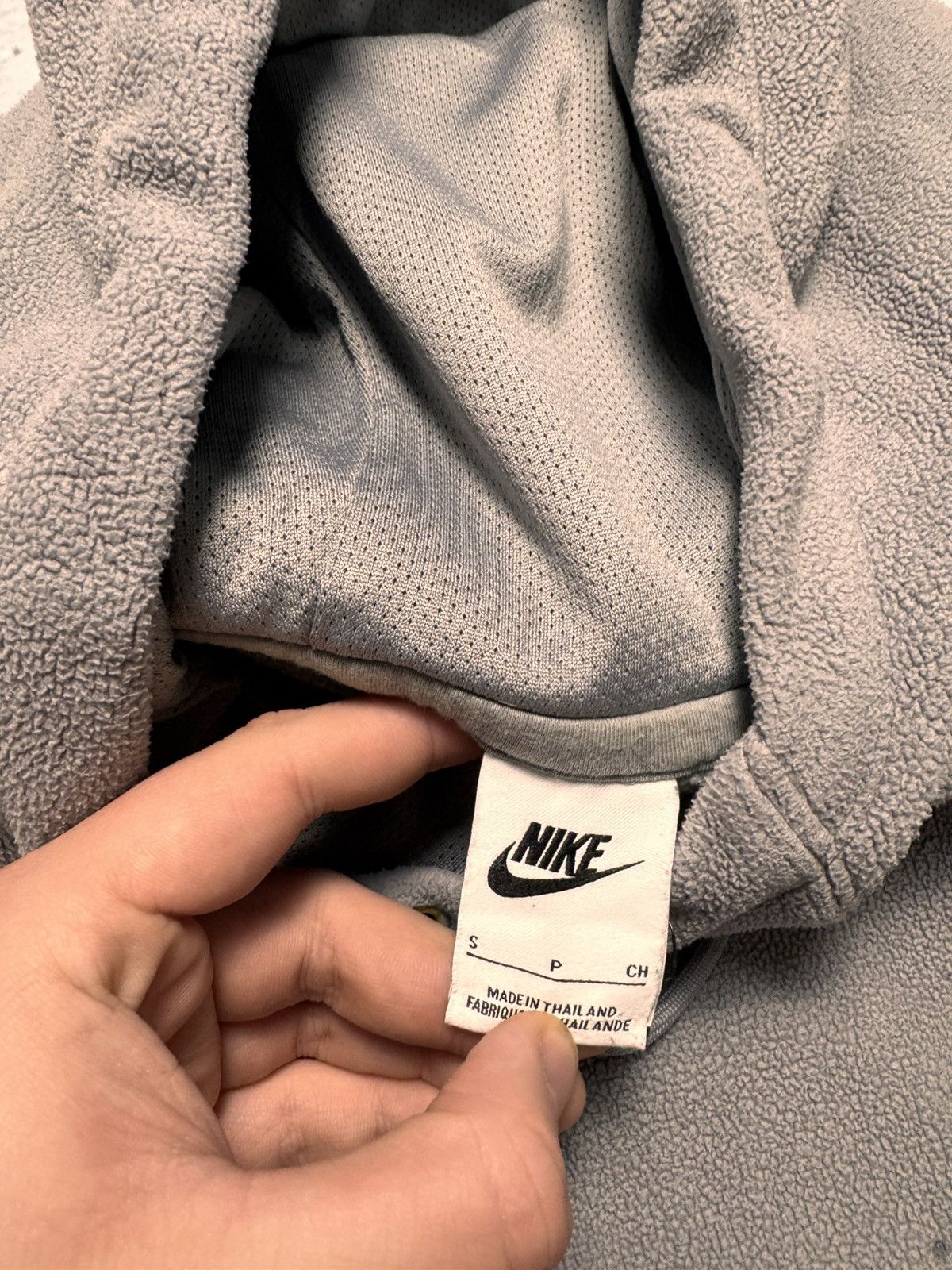 Nike × Vintage NIKE TEDDY FLEECE VINTAGE CENTER LOGO OVERSIZE BOXY HOODIE Size US S / EU 44-46 / 1 - 7 Thumbnail
