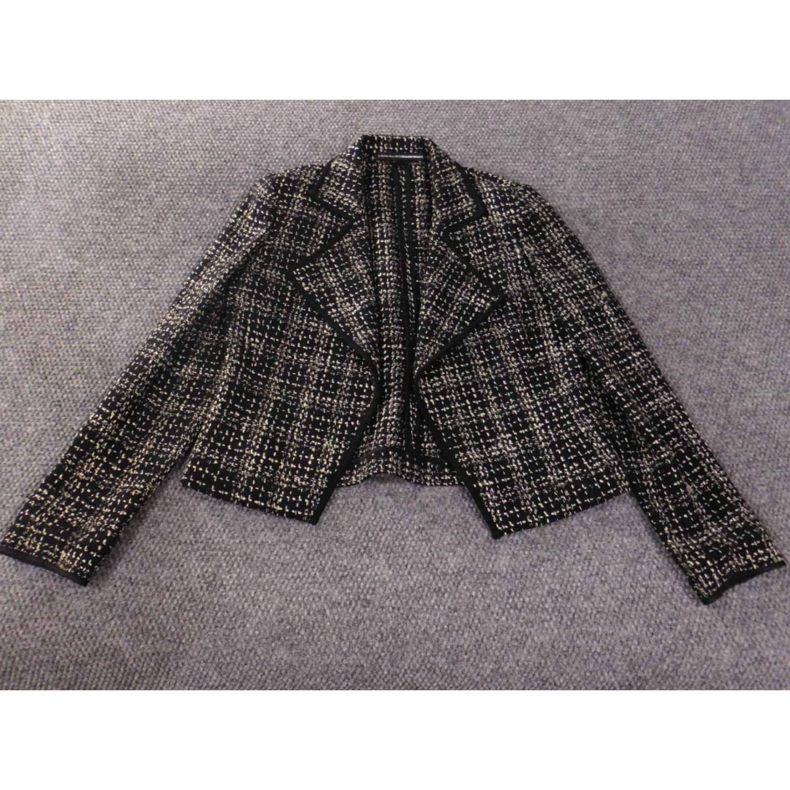 Ellen Tracy Linda Allard Ellen Tracy Blazer Jacket Women 6 Black Wool Plaid Open Zip Lined Wool Blend Regular Wool Coat/Blazer Women Men Size M / US 6-8 / IT 42-44 - 2 Thumbnail