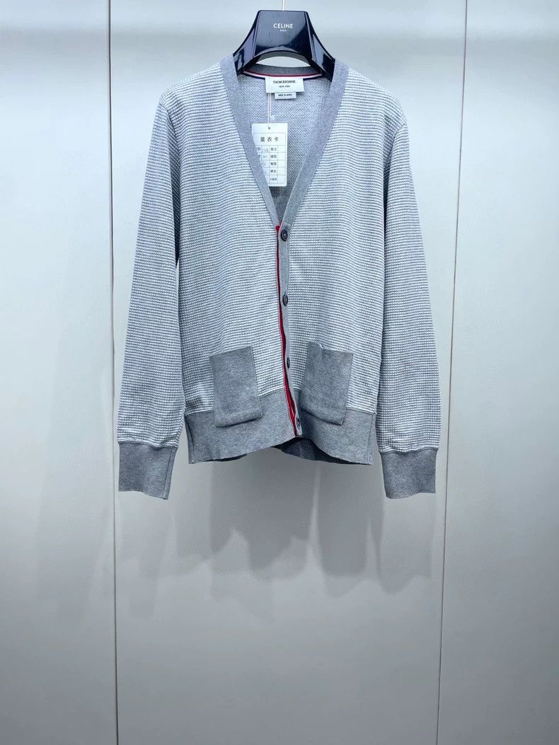 Thom Browne Thom browne THIN WAF-POCKET CARDIGAN JACKET 2504-Nextarrow Size US S / EU 44-46 / 1 - 1 Thumbnail