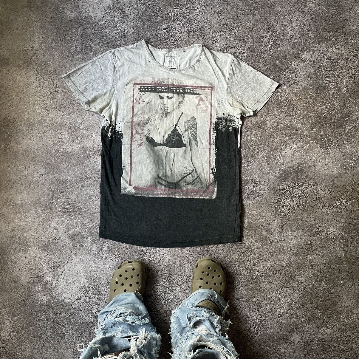Vintage Vintage Y2K Sun Faded Graphic Tee Grunge Portrait Print S Size US S / EU 44-46 / 1 - 1 Thumbnail