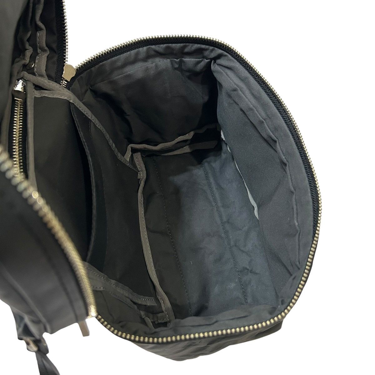 Issey Miyake 168 00s archive pleats please issey miyake bag shoulder zip Size ONE SIZE - 12 Thumbnail