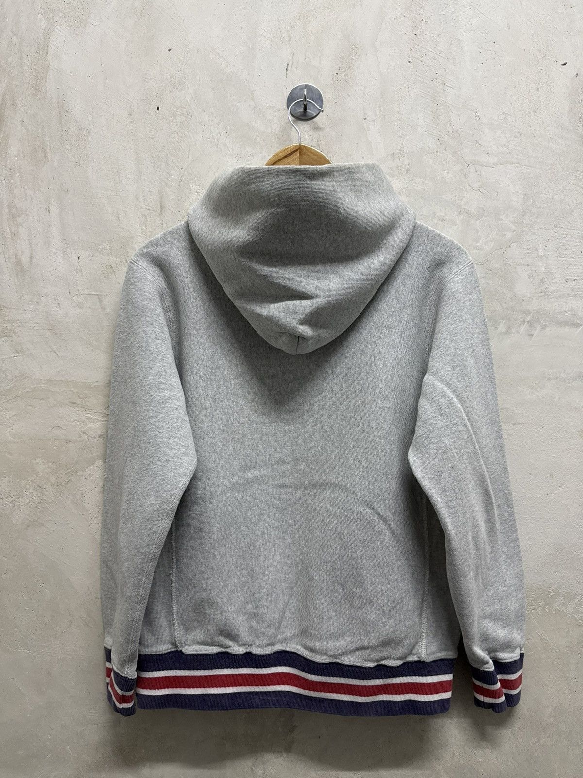 Champion 2000s Champion Reverse Weave Hoodie Size US M / EU 48-50 / 2 - 4 Thumbnail