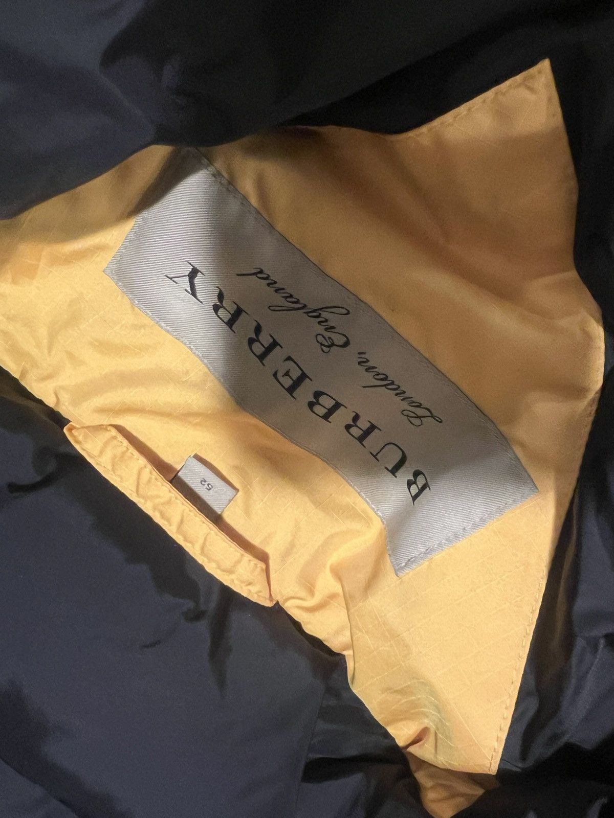Burberry Burberry men’s detachable gloves ski jacket. 52/XL $1890 Size US L / EU 52-54 / 3 - 9 Thumbnail