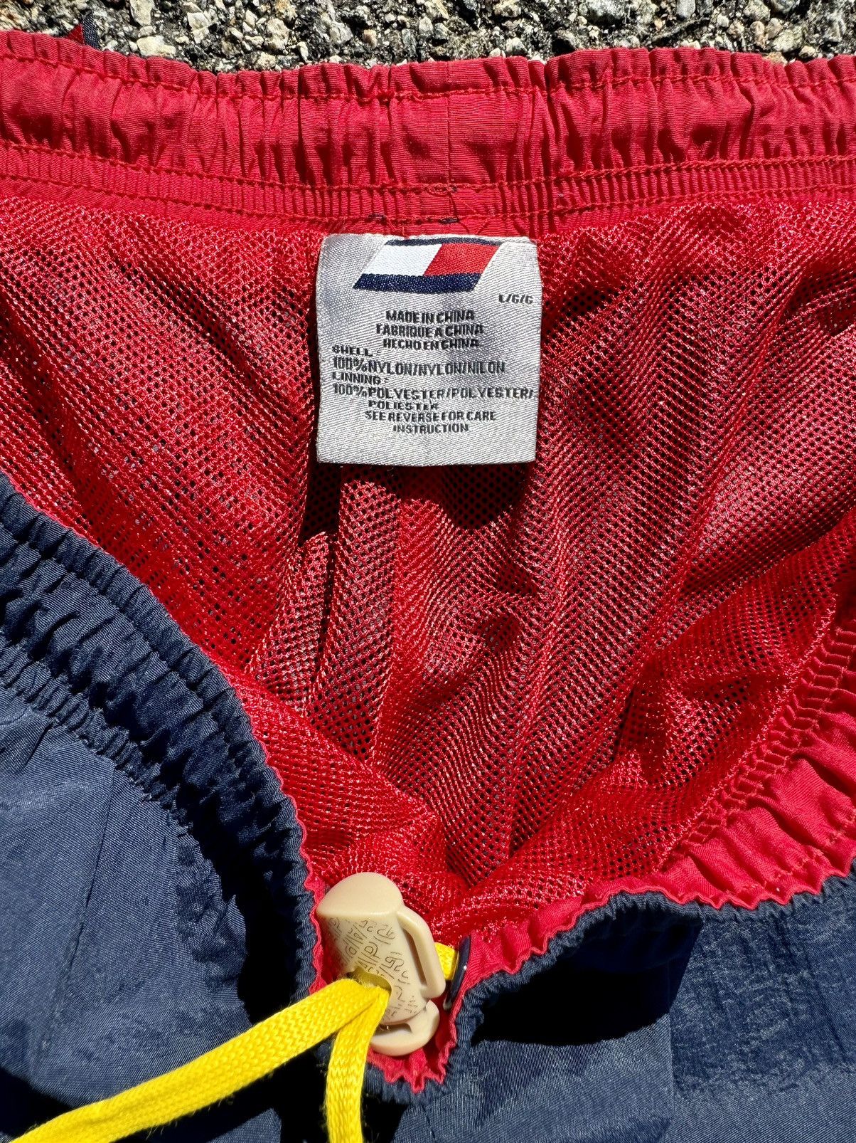 Tommy Hilfiger × Vintage Vintage Tommy Hilfiger 90’s Hip Hop Track Pants Size US 32 / EU 48 - 6 Thumbnail