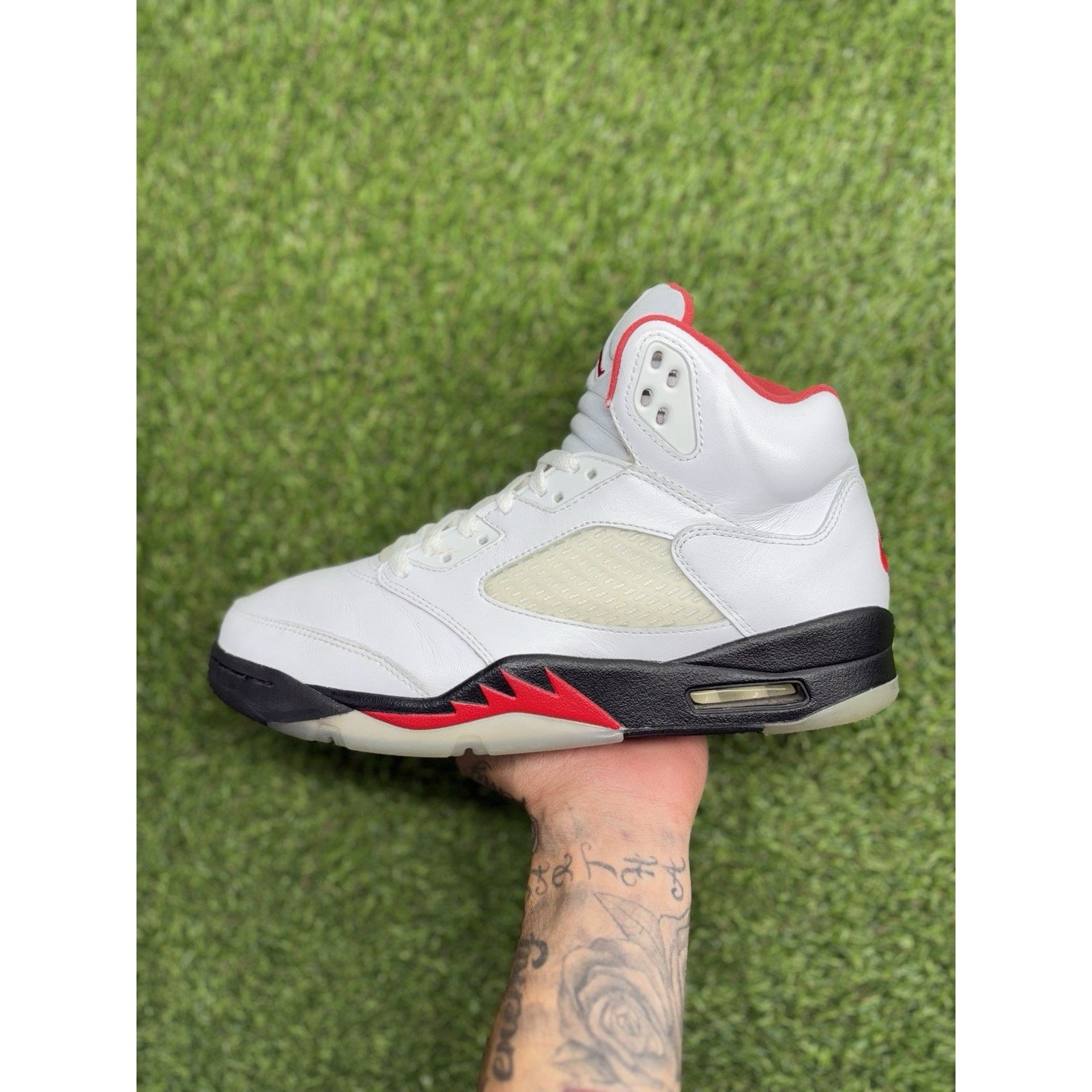 Jordan Brand Air Jordan 5 Retro Mid ' Fire Red ' | GREAT CONDITION! Size US 9.5 / EU 42-43 - 9 Thumbnail