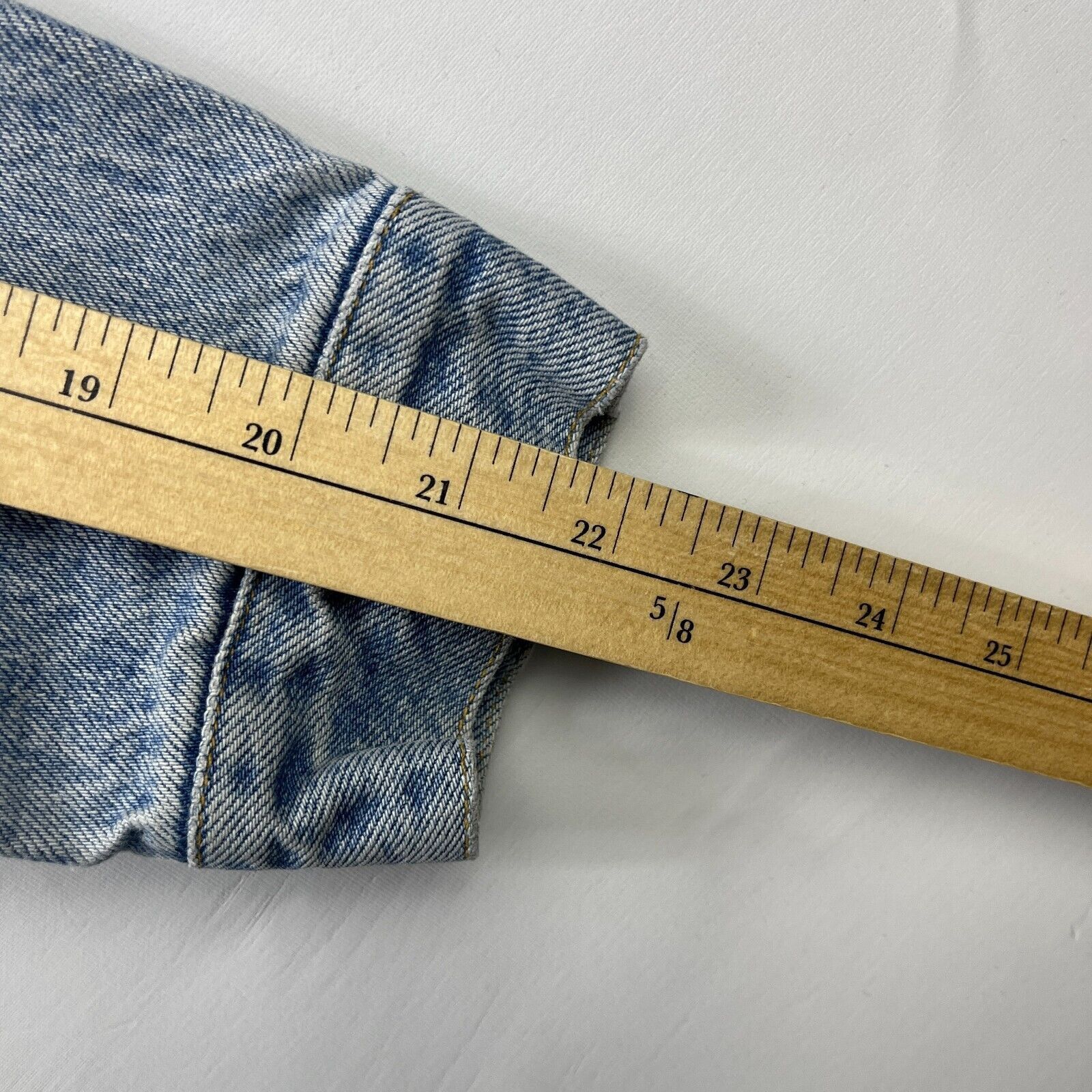 Gap × Vintage Vintage Gap Denim Jacket Light Wash Womens Small Retro Y2K Size S / US 4 / IT 40 - 9 Thumbnail