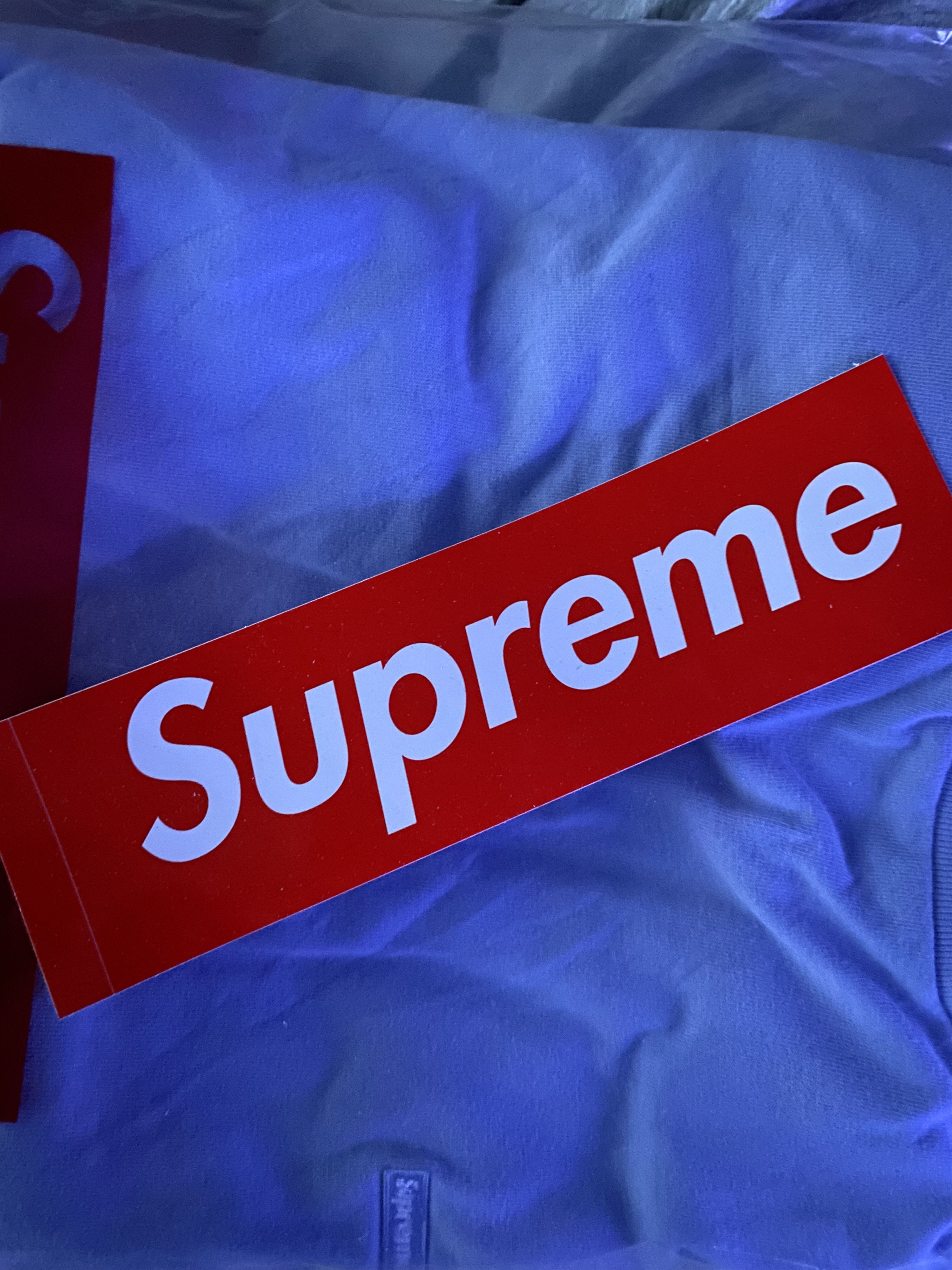Supreme Supreme Small Box L/S Lavender Blue Size US L / EU 52-54 / 3 - 8 Thumbnail