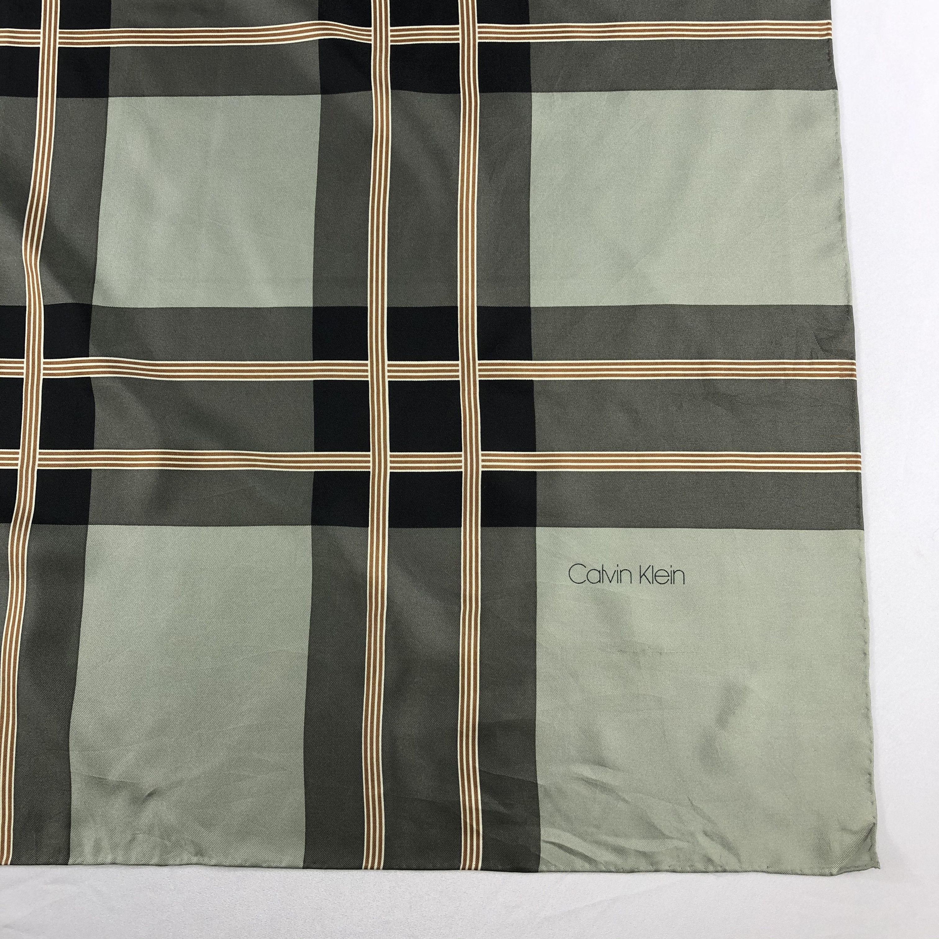 Calvin Klein Vintage Calvin Klein Silk Scarf Size ONE SIZE - 4 Thumbnail
