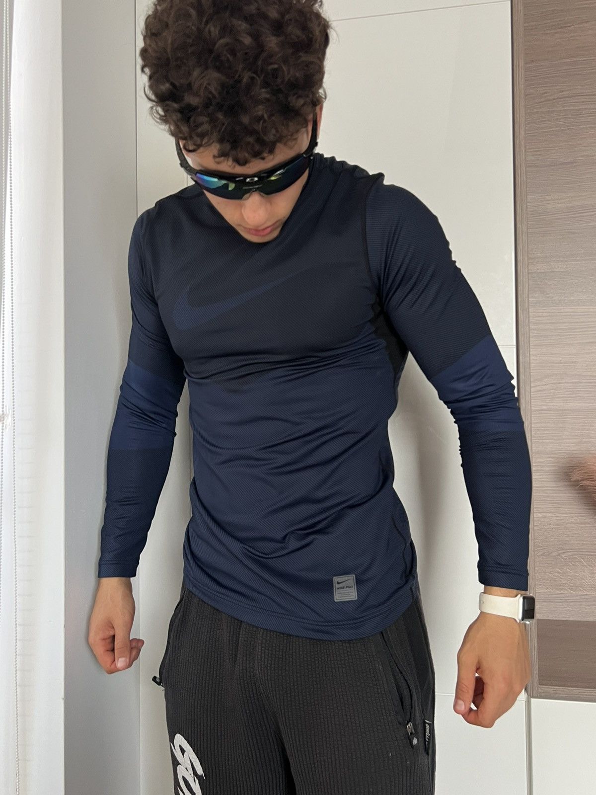 Designer × Nike ‼️Nike Pro Combat Thermo ball Gym Style Straight Long Sleeve‼️ Size US S / EU 44-46 / 1 - 2 Thumbnail