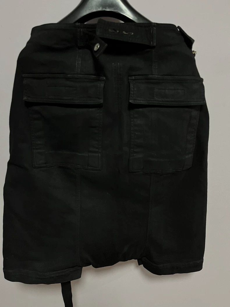 Rick Owens Rick Owens size m Scimitar Zipper Denim Shorts Size US 28 / EU 44 - 2 Thumbnail