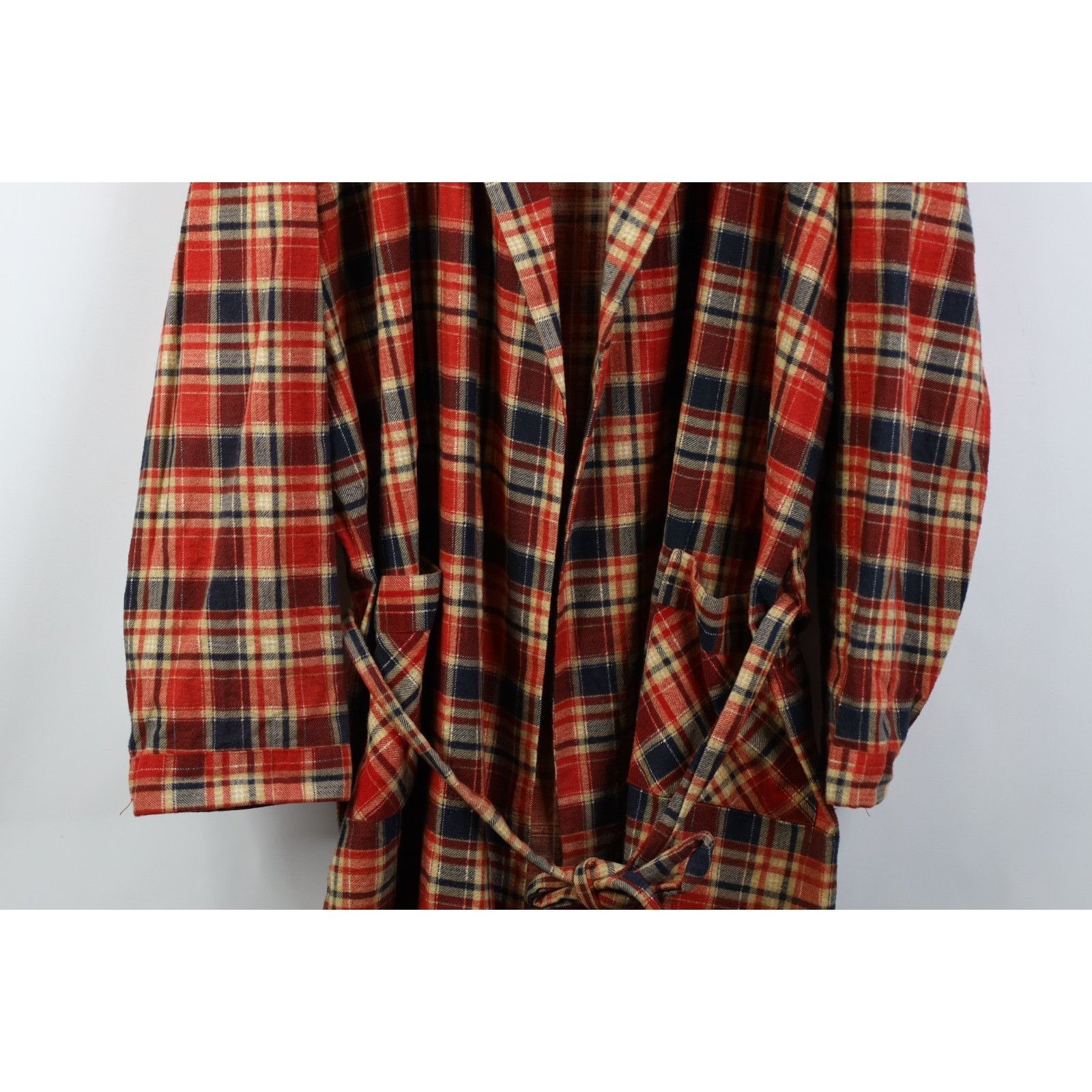 Vintage Vintage 70s Streetwear Distressed Flannel Belted Bath Robe Size US L / EU 52-54 / 3 - 3 Thumbnail