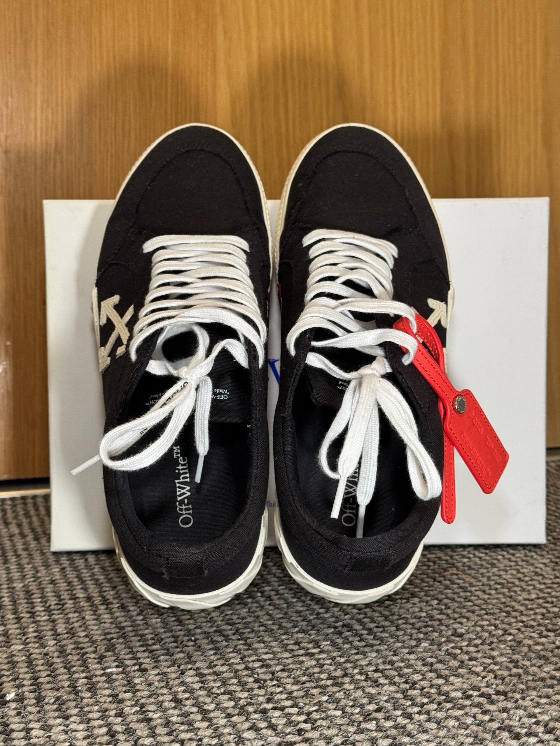 Off-White Off-White Off Vulcan Low Canvas Size US 10.5 / EU 43-44 - 5 Thumbnail