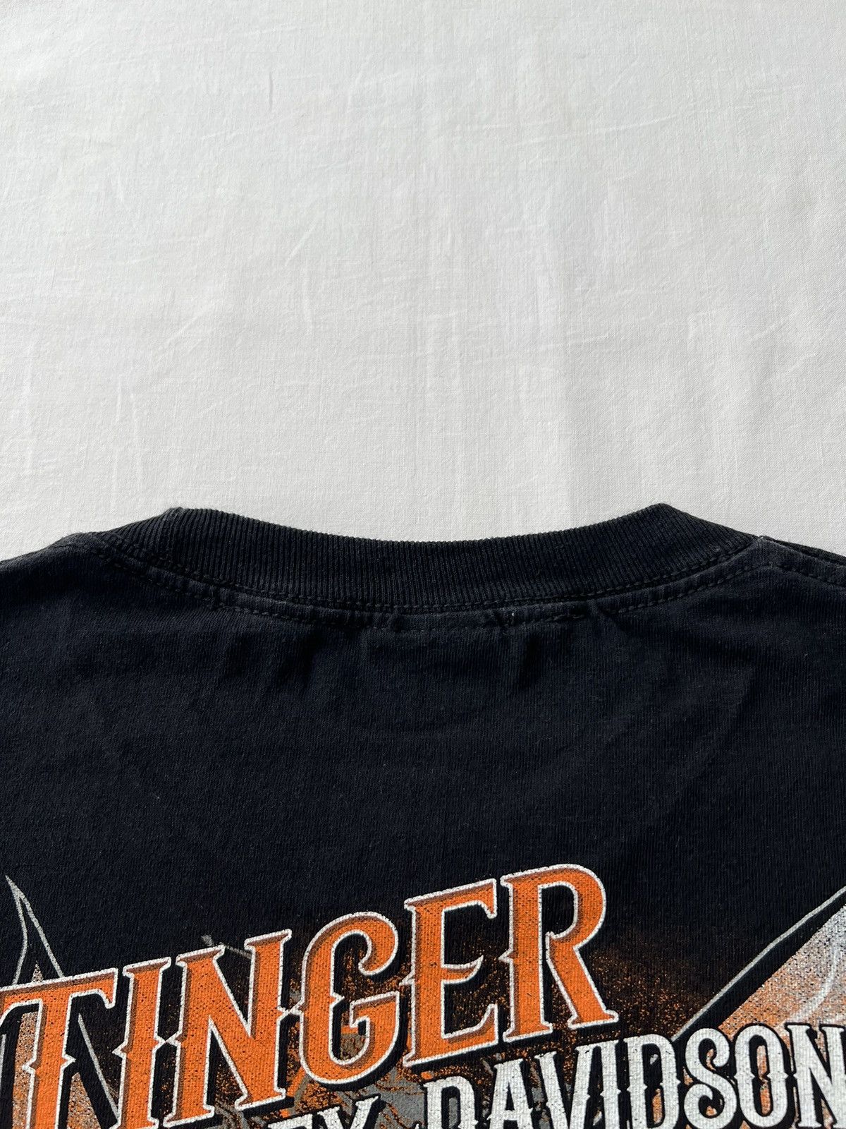 Harley Davidson Vintage 2016 Harley Davidson Bumblebee Stinger Black T-shirt Size US L / EU 52-54 / 3 - 17 Thumbnail