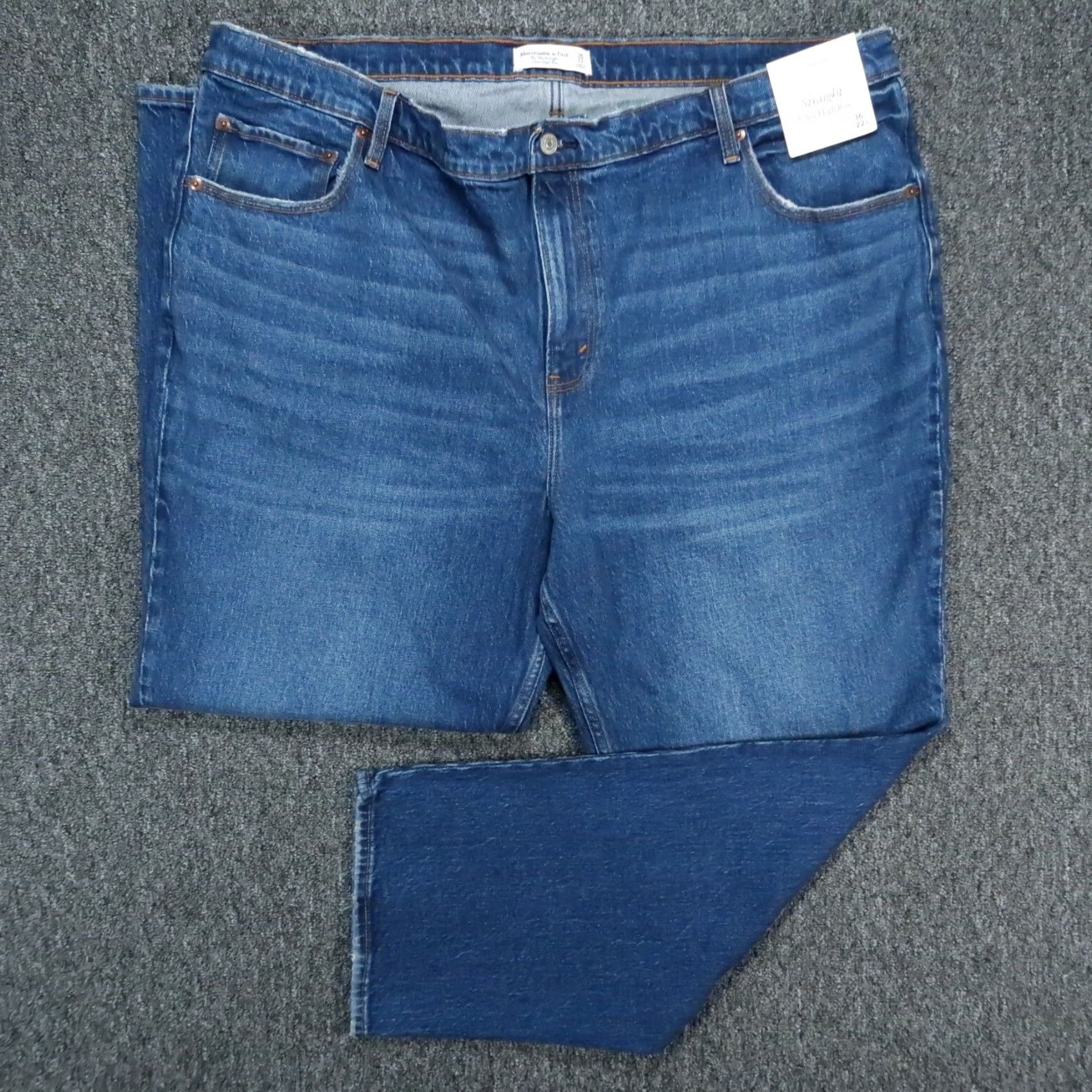 Abercrombie & Fitch Abercrombie & Fitch Jeans Womens 44x29 Blue Ultra High Rise 90s Straight NWT Size 30" / US 8 / IT 44 - 2 Thumbnail