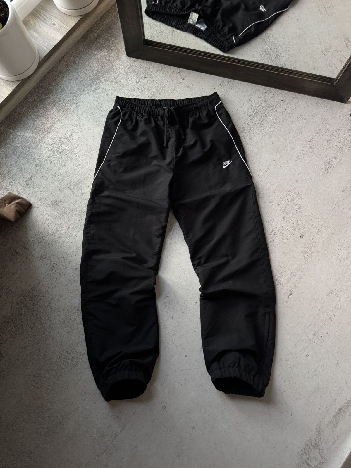 Nike Nike Vintage Drill UK Black Logo Nylon Pants Size US 32 / EU 48 - 1 Thumbnail