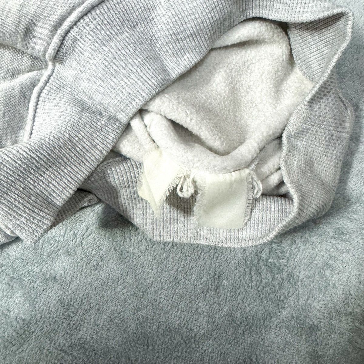 Pierre Balmain × Vintage Vintage 90s Pierre Balmain Paris Sweatshirt Size US L / EU 52-54 / 3 - 7 Thumbnail
