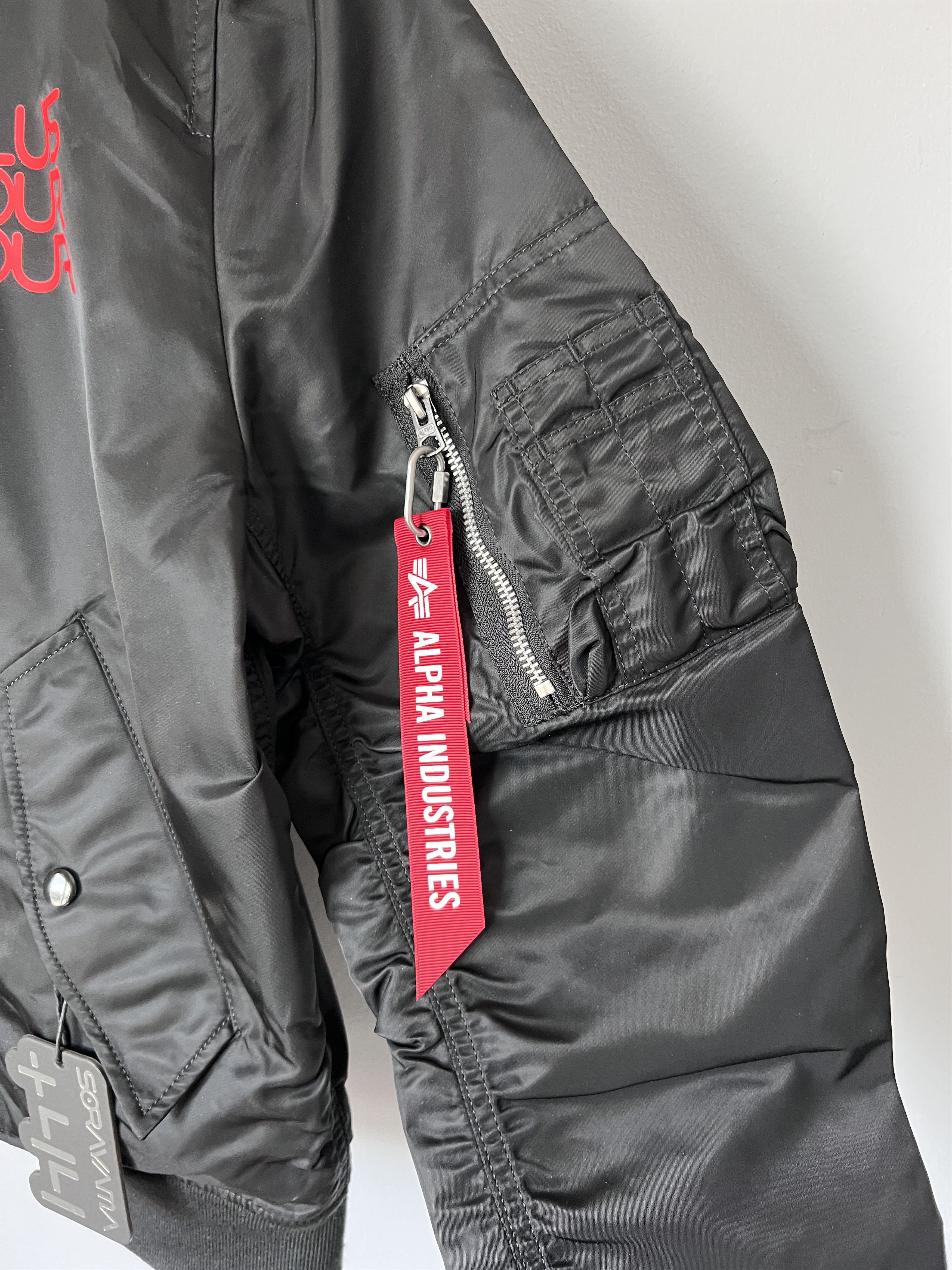 +44 +44 Hajime Sorayama Alpha Industries Snake Bomber Jacket Size US XL / EU 56 / 4 - 8 Thumbnail