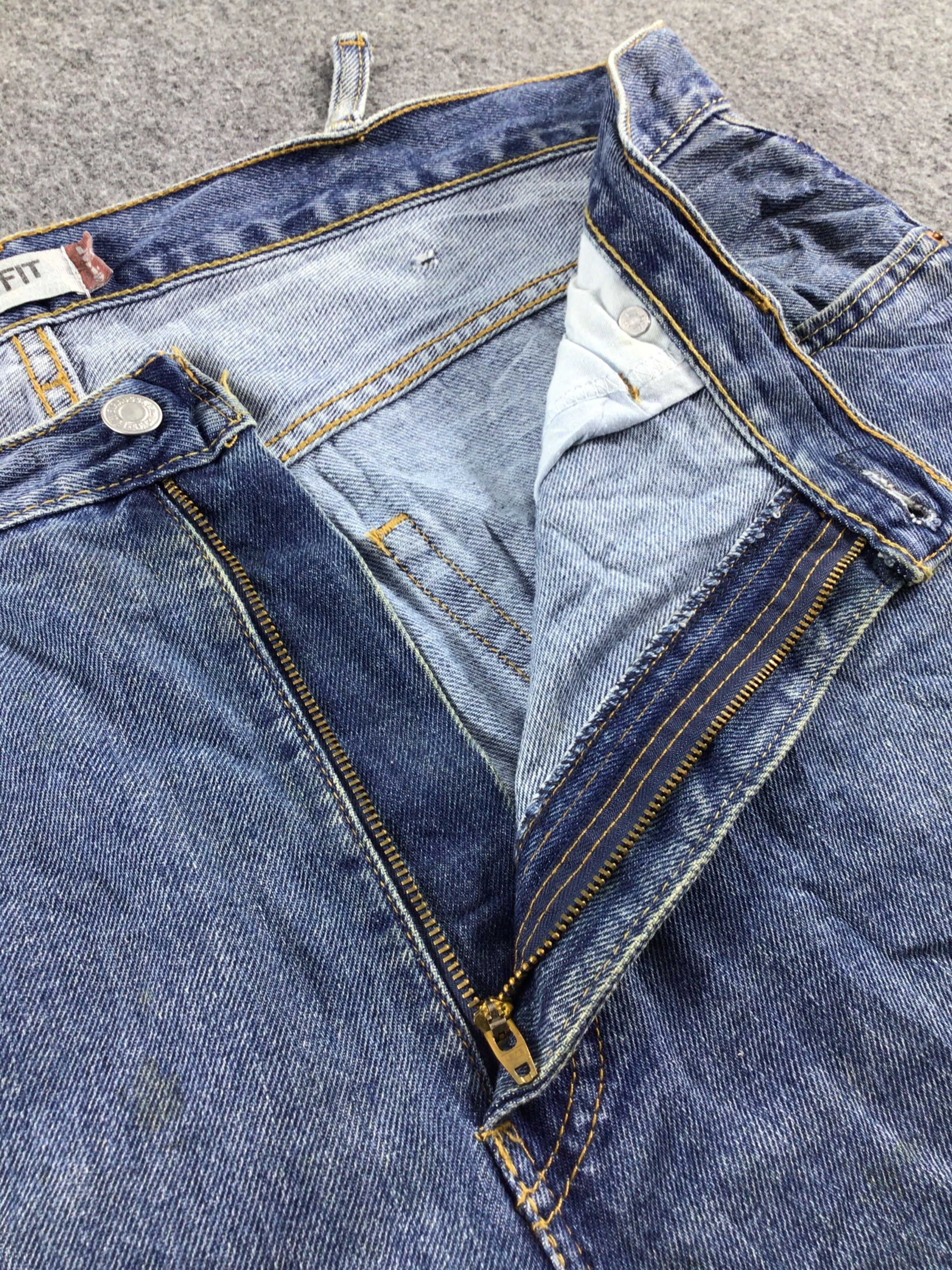 Levi's Vintage Levis 550 Jeans Medium Wash Denim -J452 Size US 39 - 8 Thumbnail
