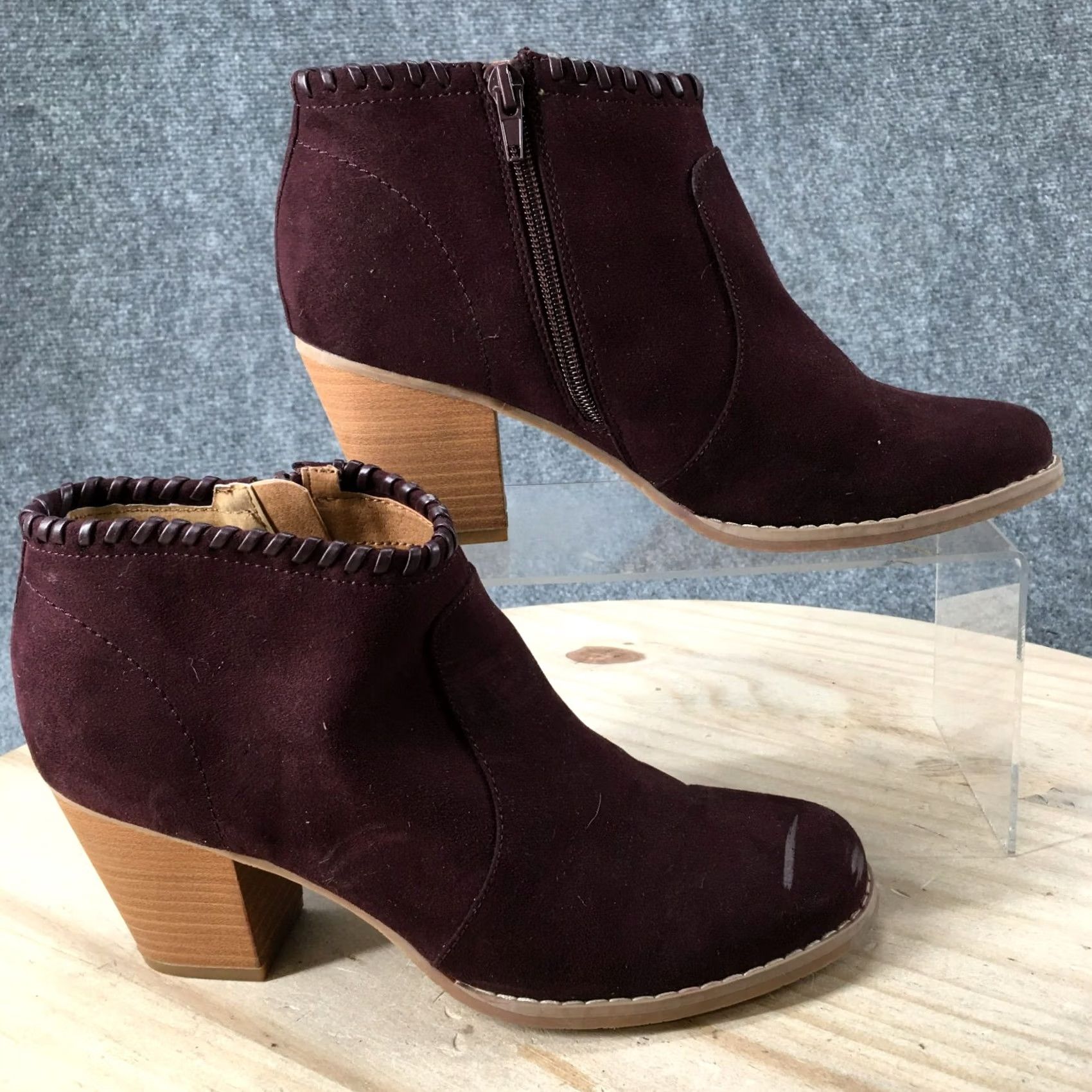 Dolce Vita Dolce Vita Boots Womens 8.5 Ankle Booties Burgundy Fabric Side Zip Heeled Size US 9 / IT 39 - 2 Thumbnail