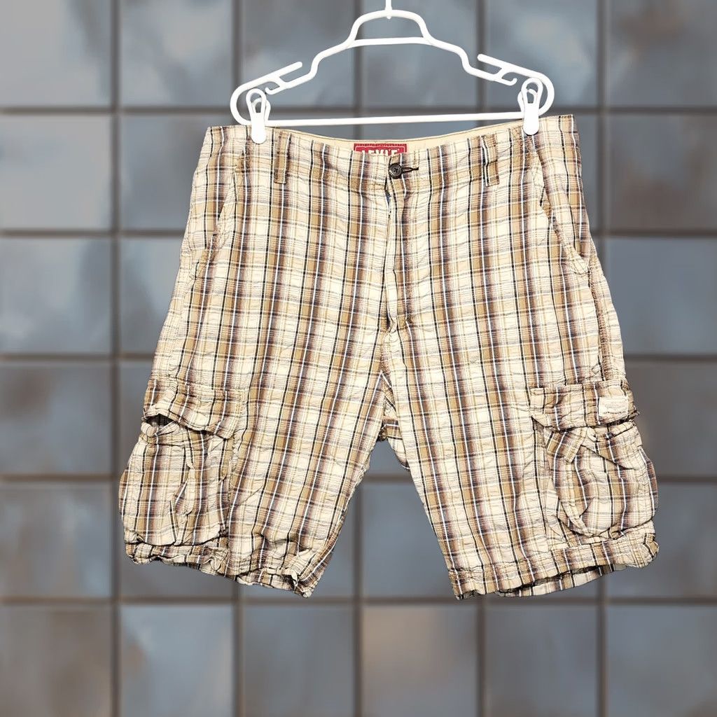 Levi's Levi's Cargo Shorts 40 Plaid Cotton Utility Casual Summer Beige Brown Mens Regular Size US 40 / EU 56 - 1 Thumbnail