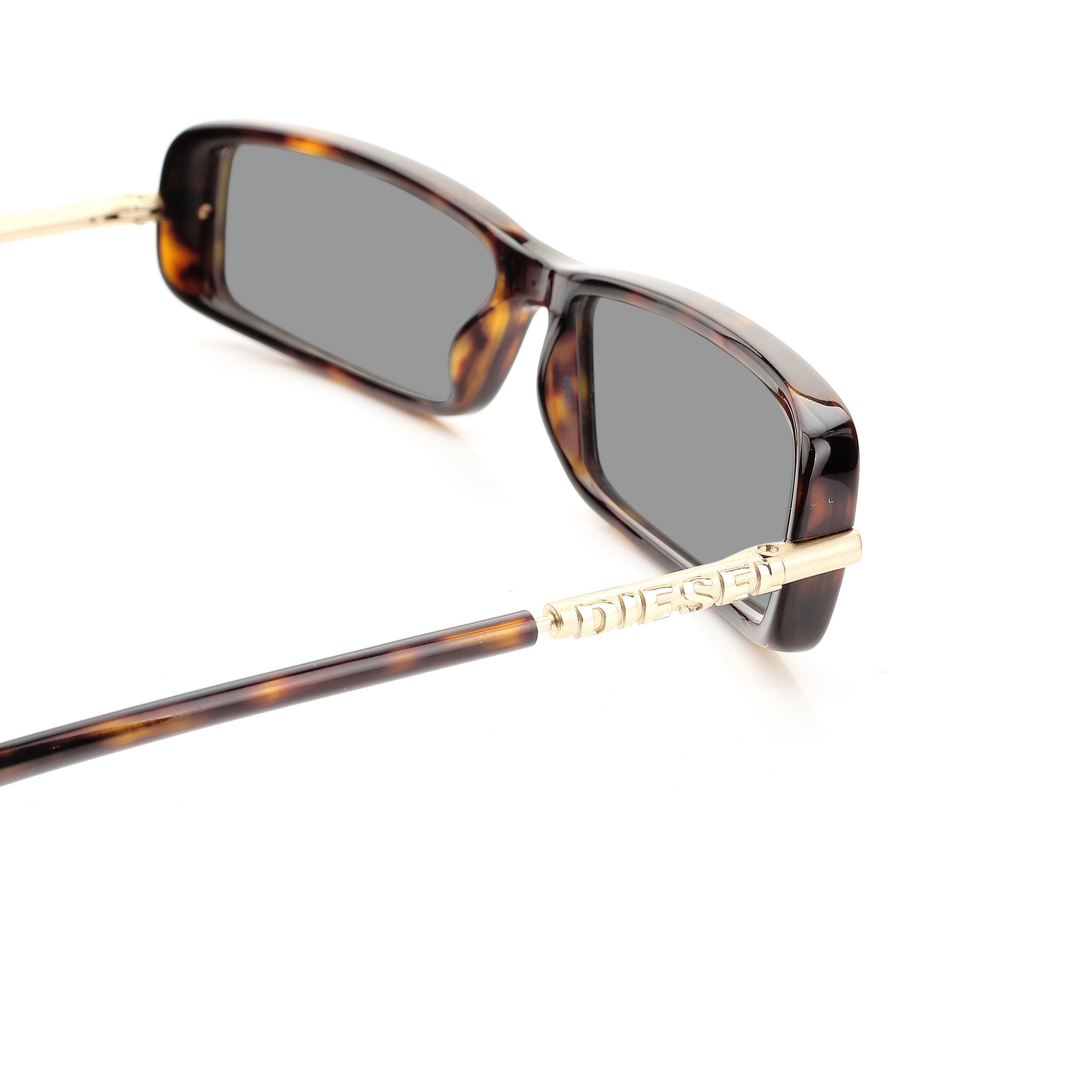 Diesel Diesel '00s Gold Signature Black Lens Recatngular Sunglasses Size ONE SIZE - 1 Thumbnail