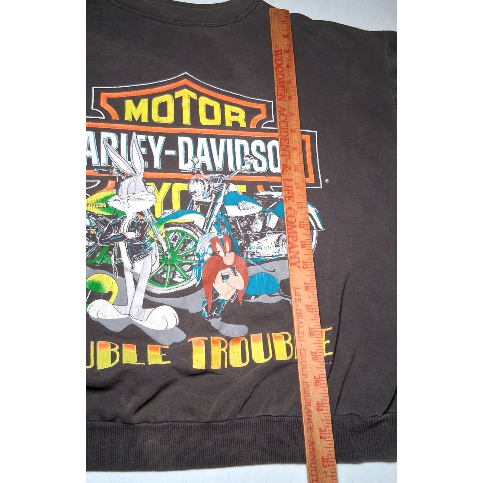 Harley Davidson VINTAGE Harley-Davidson Sweatshirt Crewneck Mens L Black Distressed Bugs Bunny Yosemite Sam Graphic Size US L / EU 52-54 / 3 - 5 Thumbnail