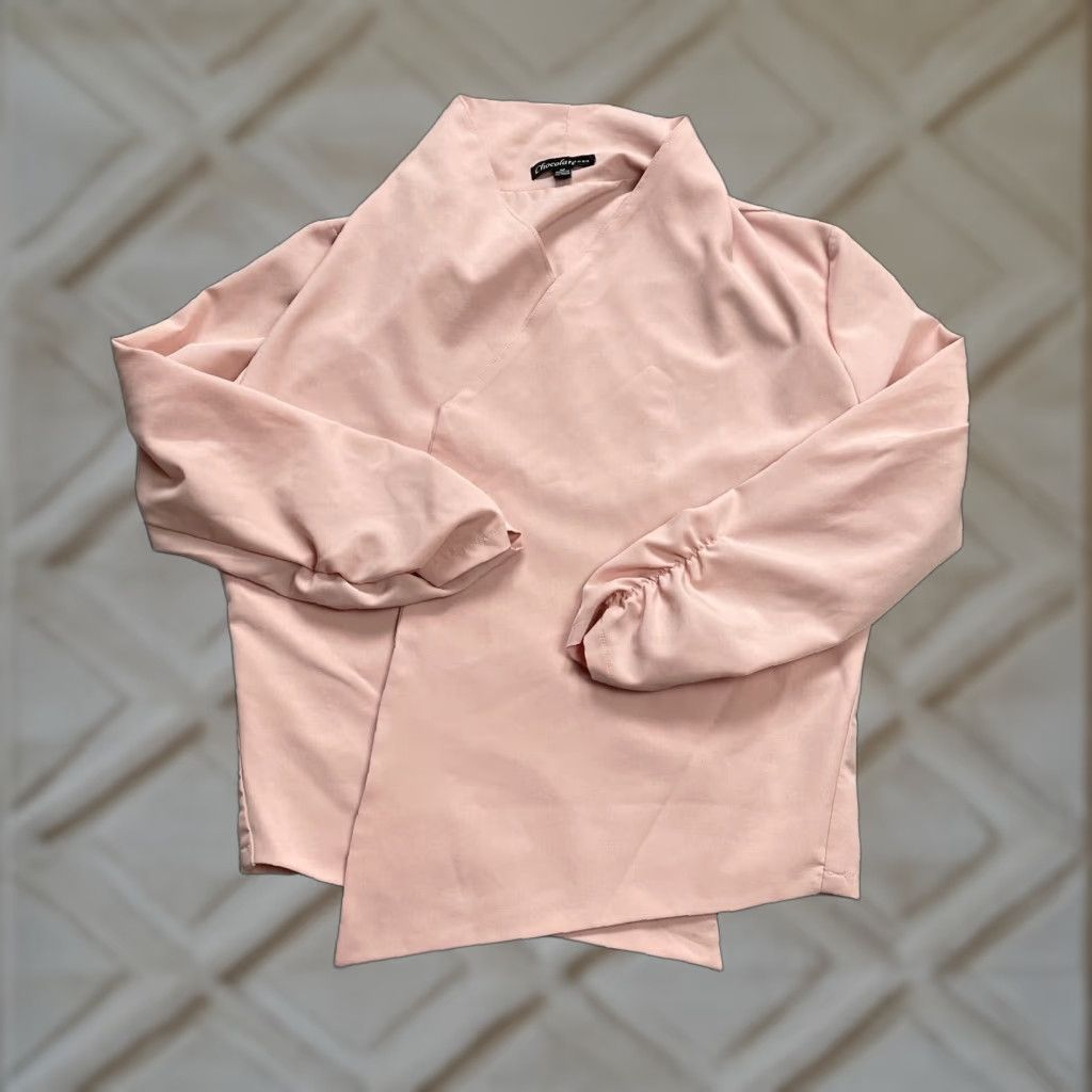 CHOCOOLATE Chocolate Blouse M Pink Cropped Long Sleeve Wrap Stretch Top Womens Size M / US 6-8 / IT 42-44 - 1 Thumbnail