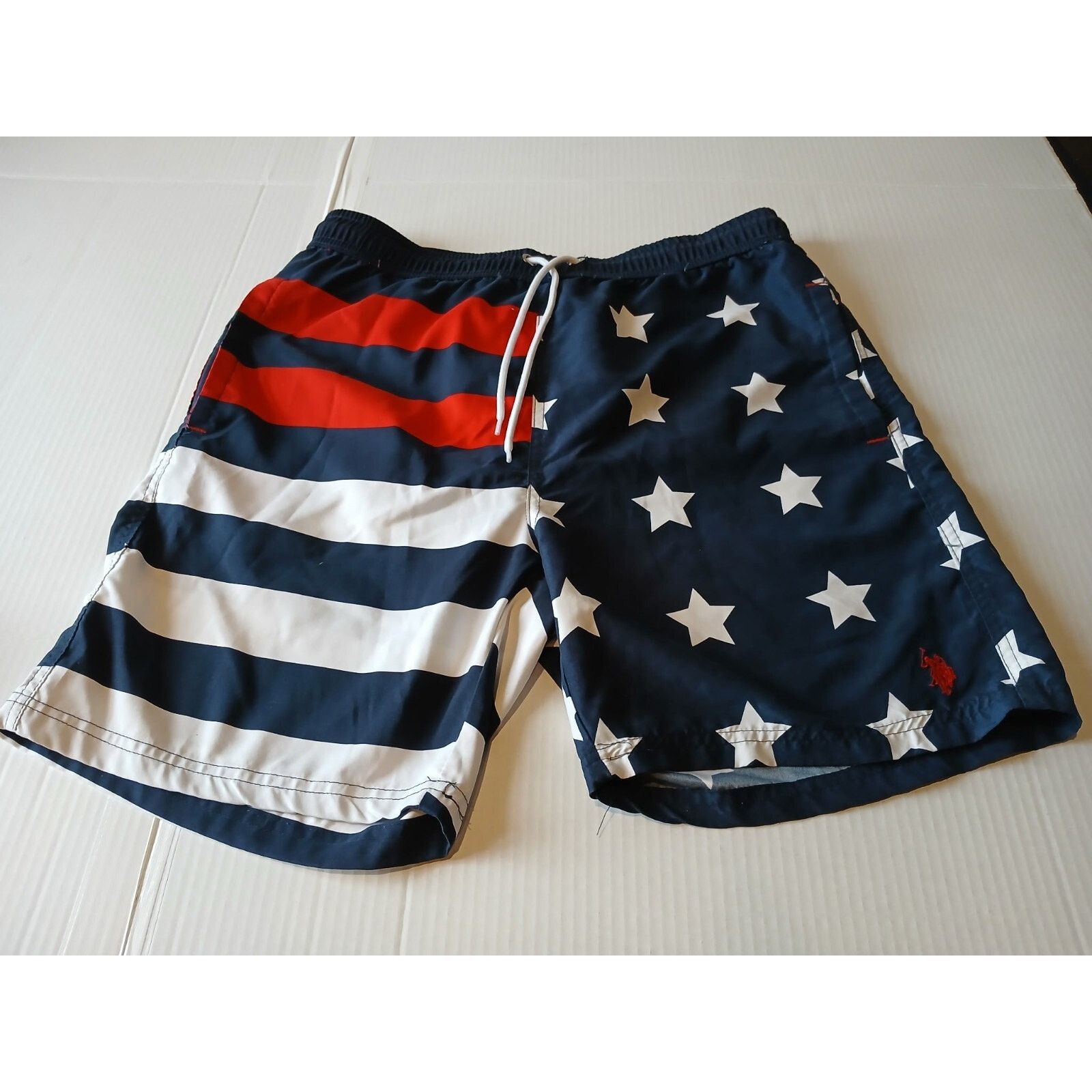 Polo Ralph Lauren U.S. Polo Assn. (Large) American Flag Style Swim Trunks Size US 42 / EU 58 - 1 Thumbnail