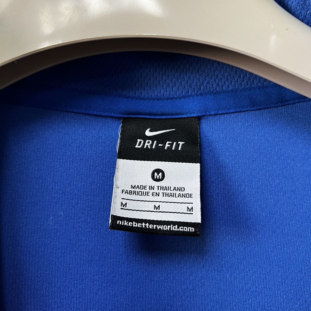Nike Nike Jersey y2k Soccer Shirt Size US M / EU 48-50 / 2 - 13 Thumbnail