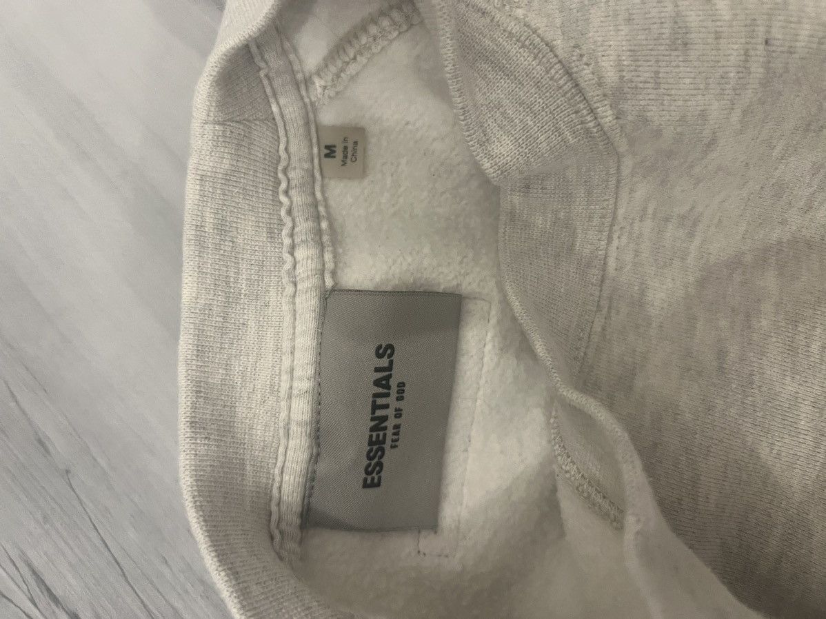 Essentials × Fear of God Fear of God Essentials Crewneck Size US M / EU 48-50 / 2 - 4 Thumbnail