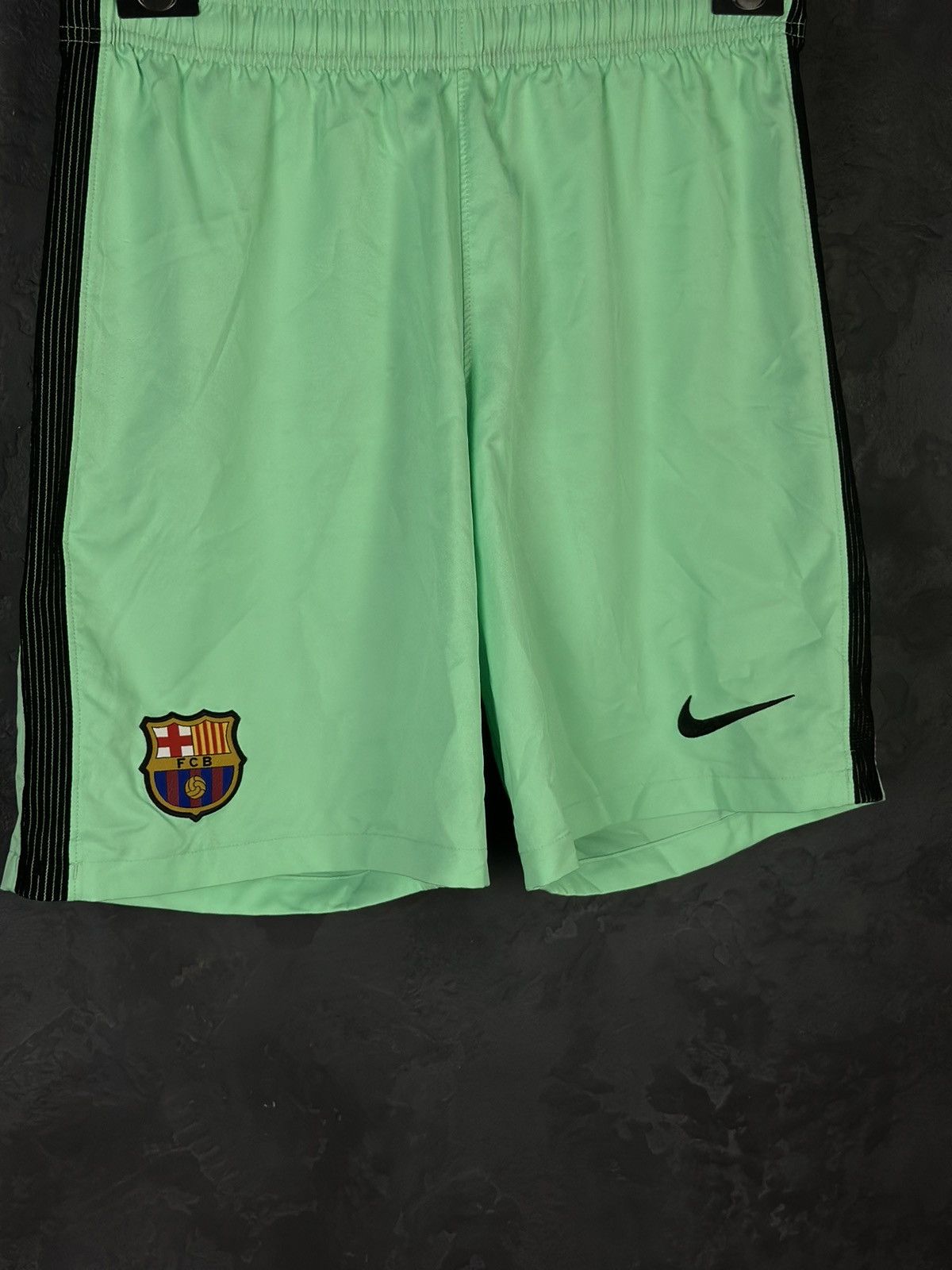 Nike × Vintage Luis Suarez #9 Barcelona FC 2016-2017 Nike T-shirt + Shorts Size US M / EU 48-50 / 2 - 16 Thumbnail