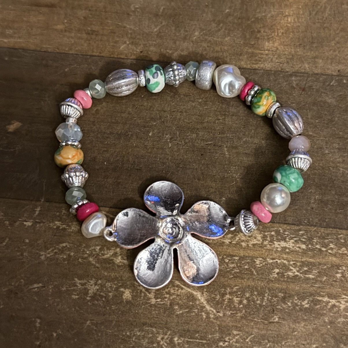 Other Pink flower multicolor bead stretch bracelet Size ONE SIZE - 4 Thumbnail