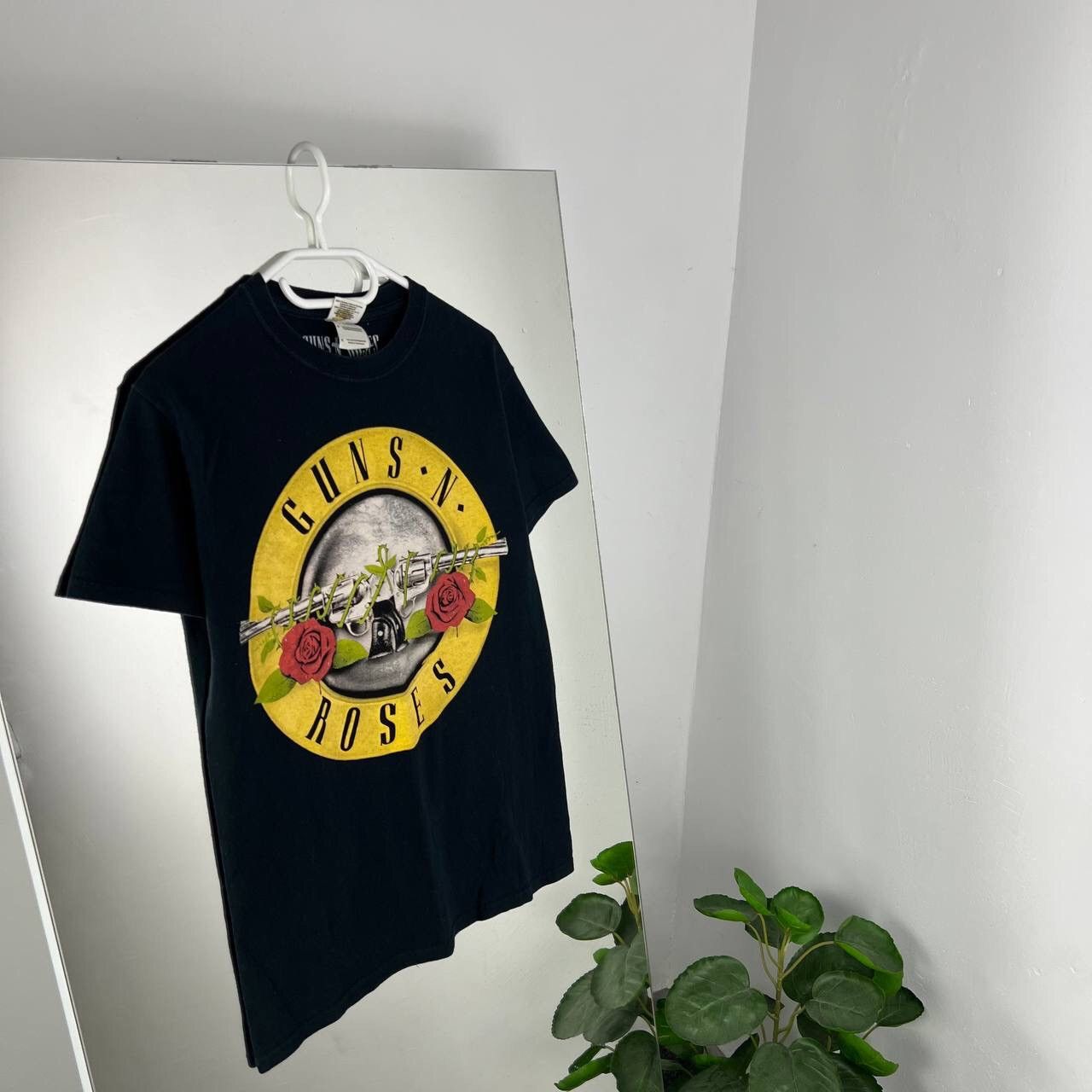Guns N' Roses Guns N Roses Rock Tee Band Tour T-Shirt Size US S / EU 44-46 / 1 - 1 Thumbnail