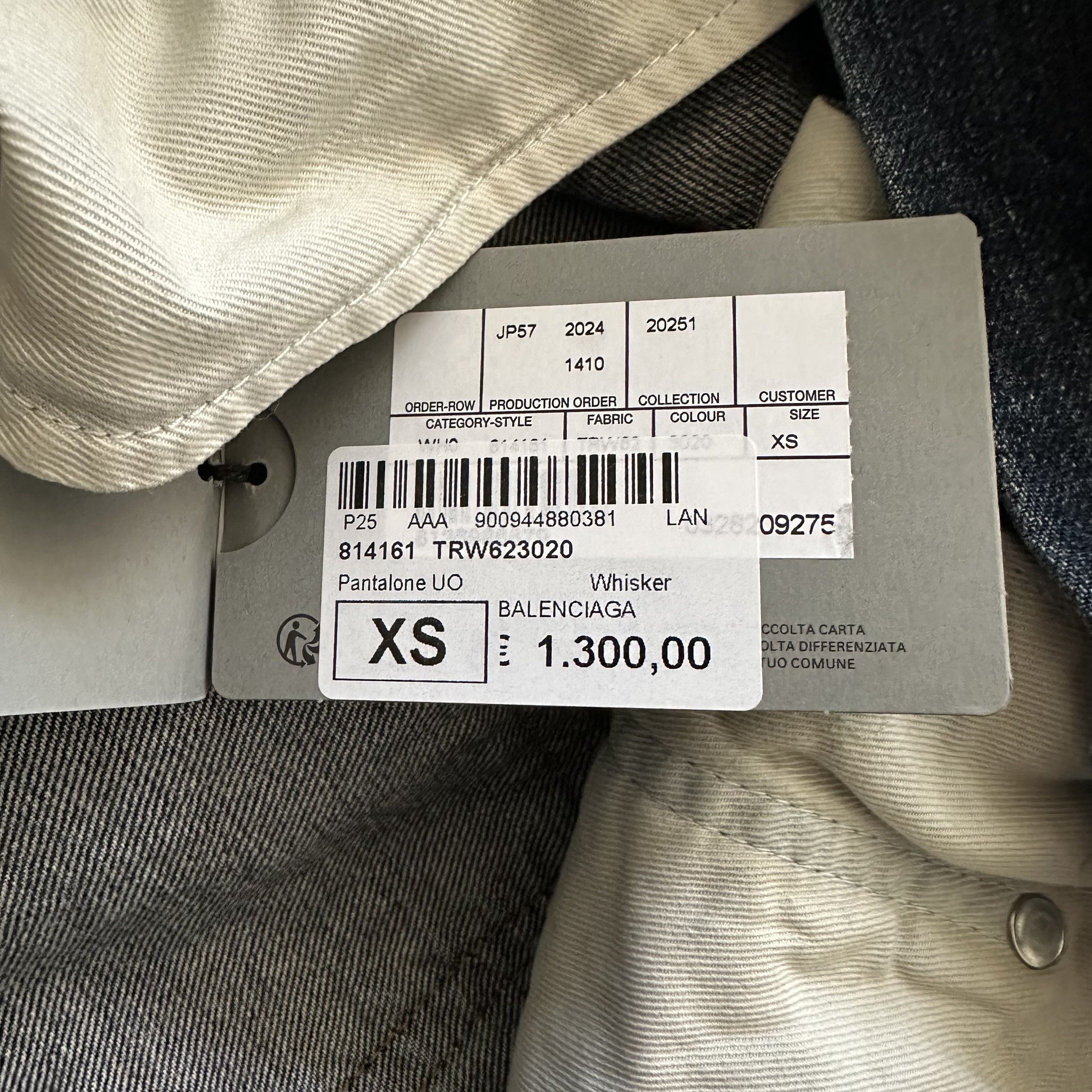 Balenciaga BALENCIAGA 'George V' BAGGY PANTS in Blue Denim Size XS Size US 32 / EU 48 - 12 Thumbnail