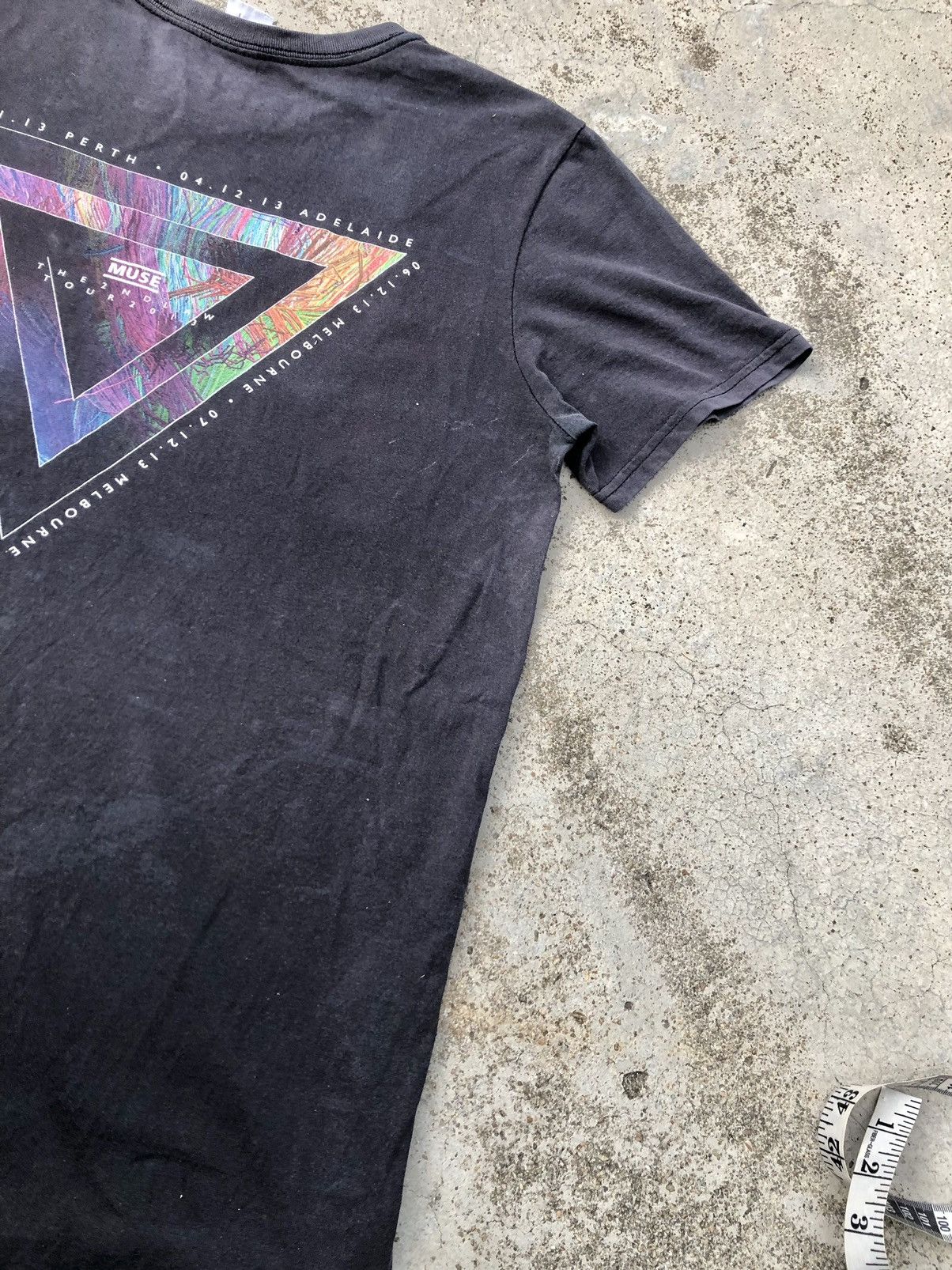 Band Tees MUSE AUSTRALIA TOUR 2013 SUNFADED TEE Size US M / EU 48-50 / 2 - 6 Thumbnail
