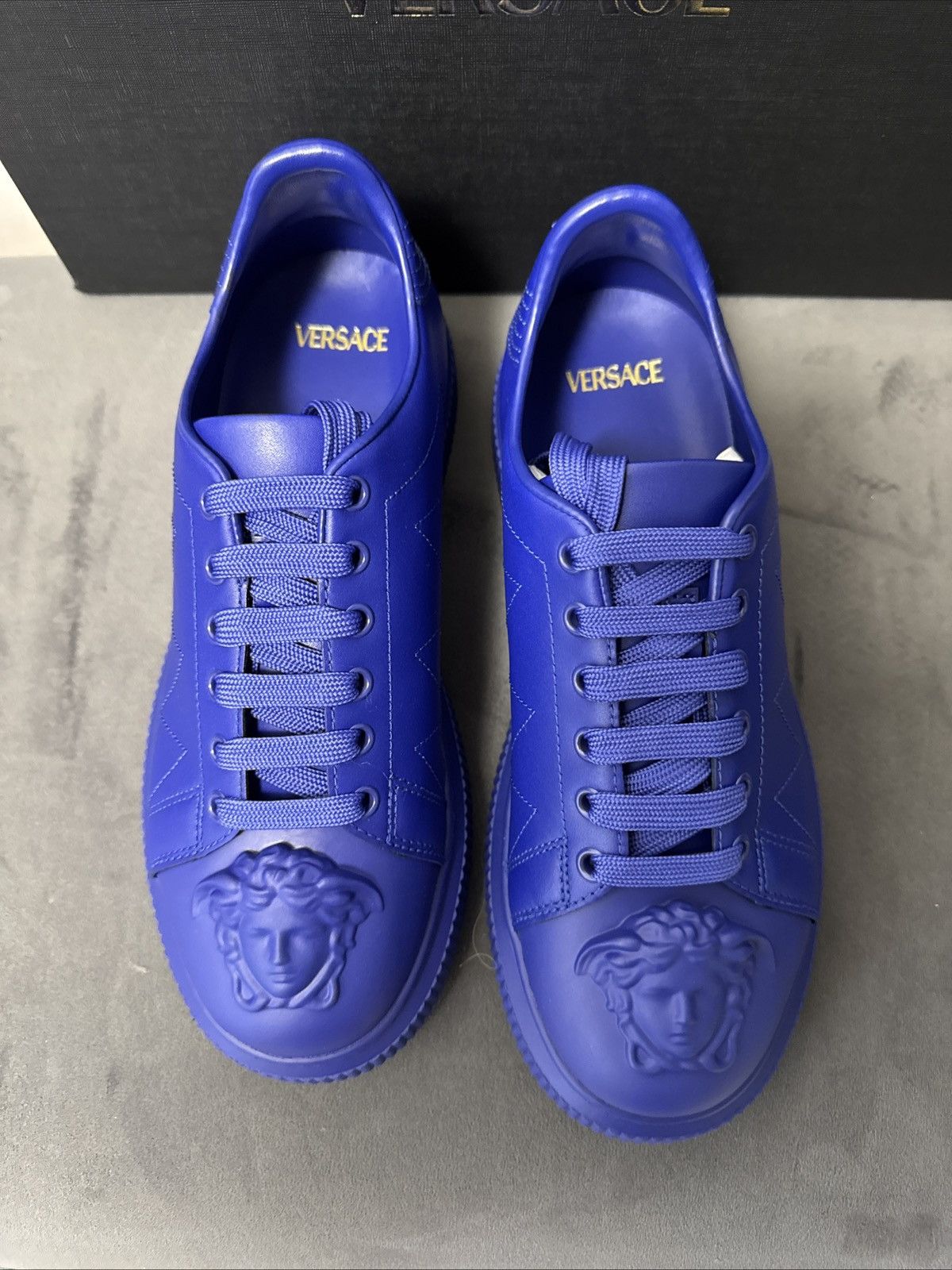 Versace Versace Medusa Head Royal Blue Leather Sneakers Sz 39 Size US 8.5 / IT 38.5 - 2 Thumbnail