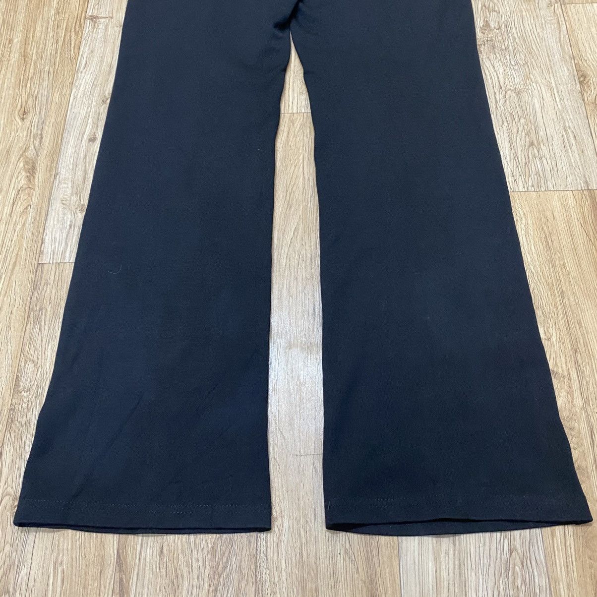 Hysteric Glamour 2000s Hysteric Glamour Logo Print Flared Sweats Pants Size 26" / US 2 / IT 38 - 13 Thumbnail