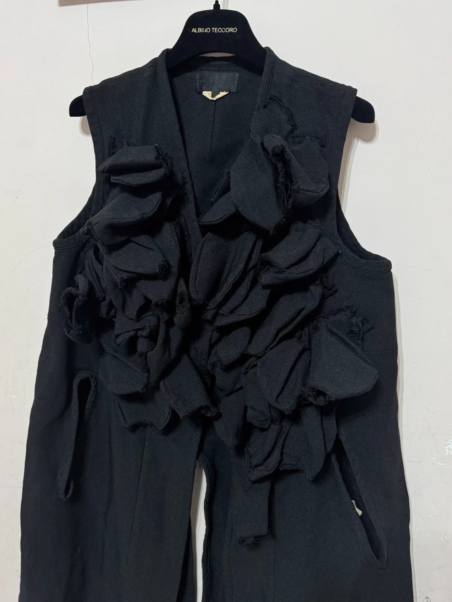 Comme des Garcons Comme des Garçons 17AW 3D Decorated Petal Vest Size XS / US 0-2 / IT 36-38 - 3 Thumbnail