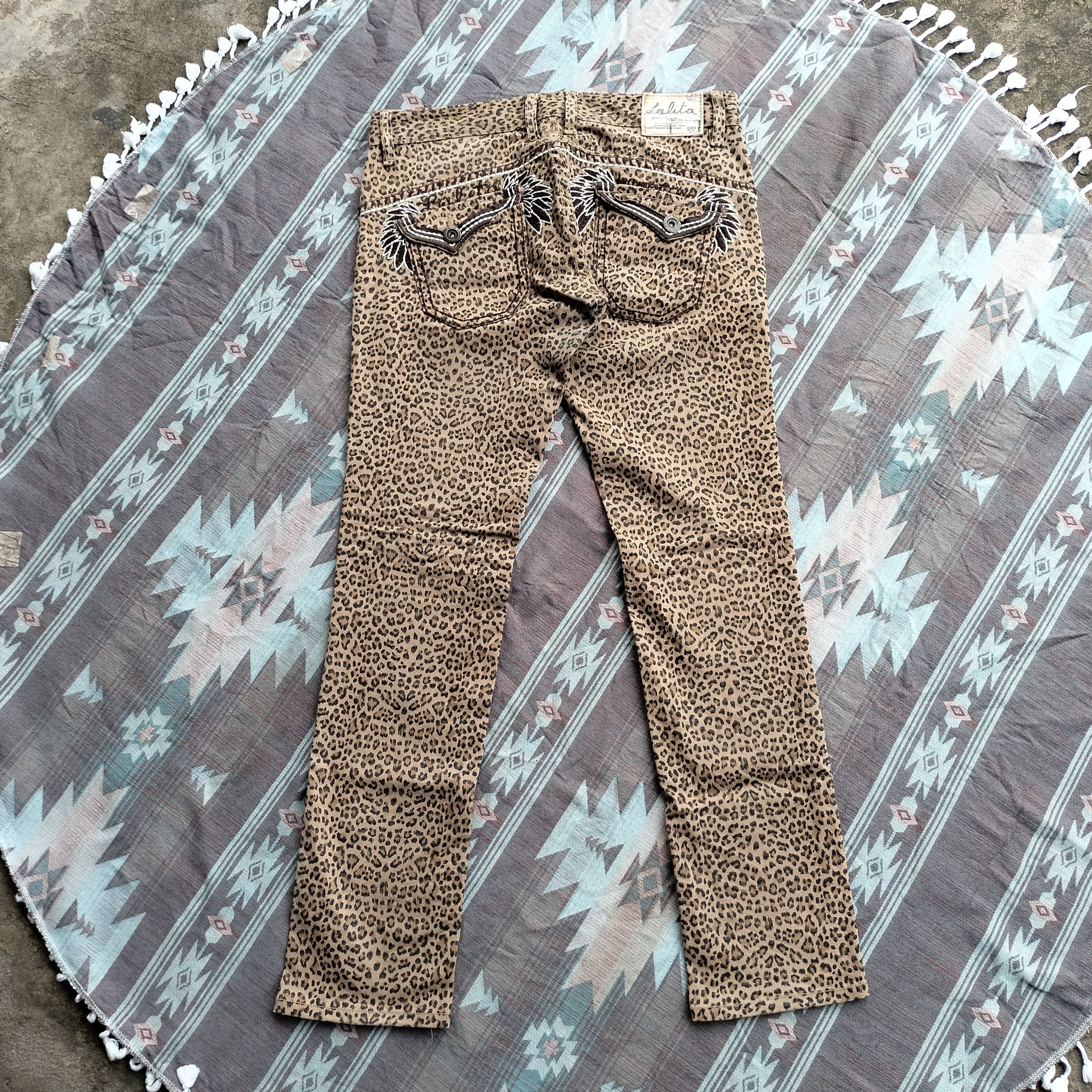 Japanese Brand Lolita yoshitomo nara leopard pants Size US 30 / EU 46 - 2 Thumbnail
