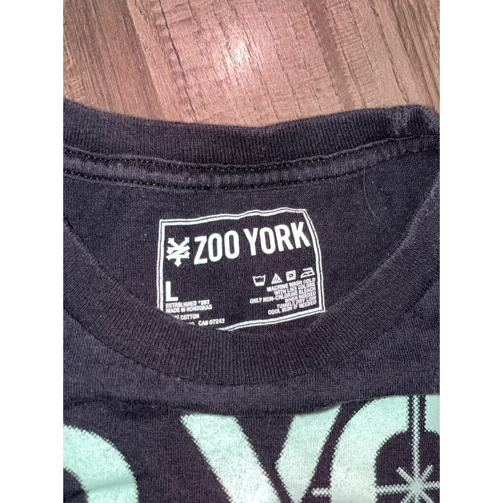 Zoo York Zoo York T-Shirt L Men Black Size US L / EU 52-54 / 3 - 4 Thumbnail