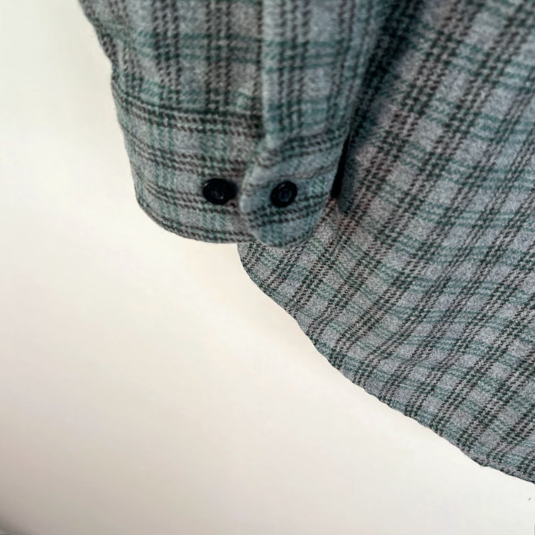 Pendleton Vintage Pendleton Men's Flannel Shirt Size M Gray Plaid Button-Up Casual Long Sleeve Regular Fit Size US M / EU 48-50 / 2 - 4 Thumbnail