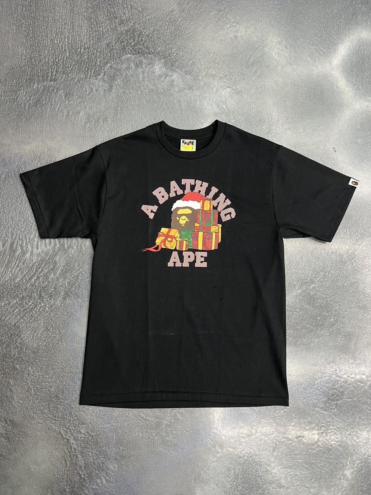 Bape Bape Present Box College T-Shirt Size US L / EU 52-54 / 3 - 1 Thumbnail