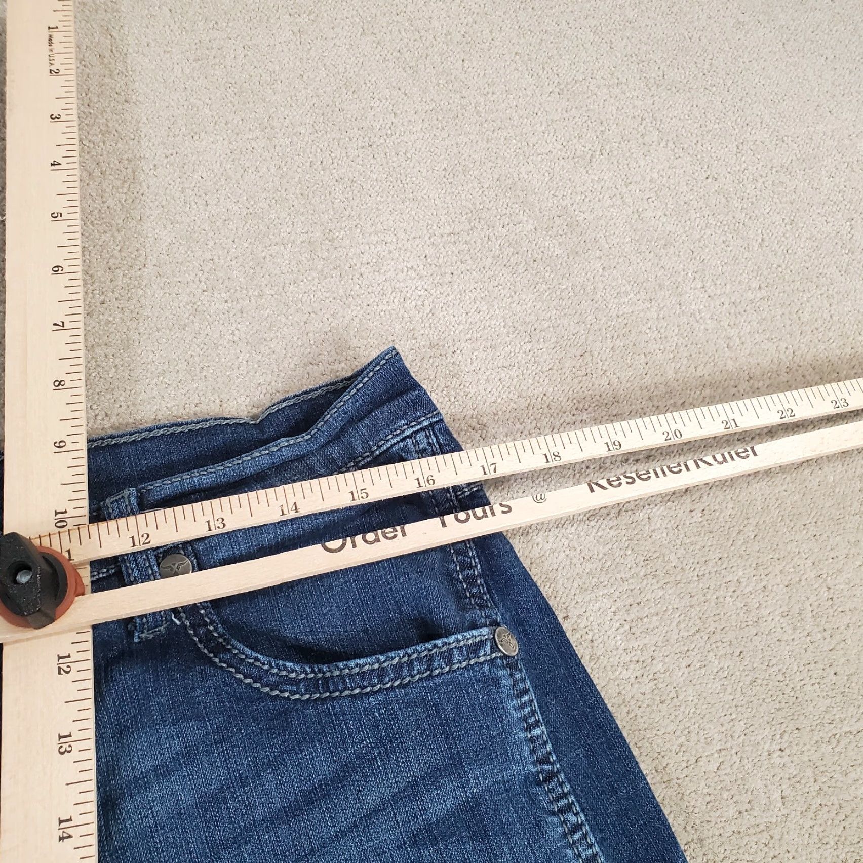 Wrangler Wrangler Jeans Mens 32x30 Blue Vintage Boot Cut Dark Wash 42MWXBT Regular Inseam 30 Denim Cotton Logo Pockets Cowboy Southwestern Casual Size US 32 / EU 48 - 3 Thumbnail