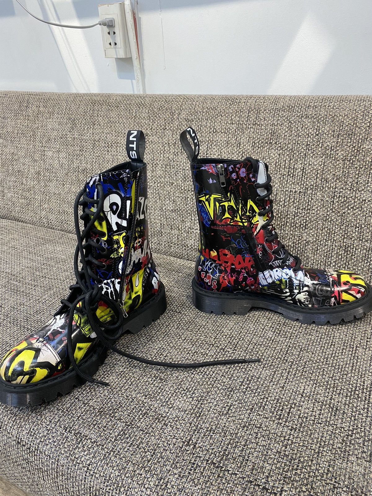 Vetements Vetement Black Graffiti military lace-up combat boots Size US 8 / EU 41 - 6 Thumbnail