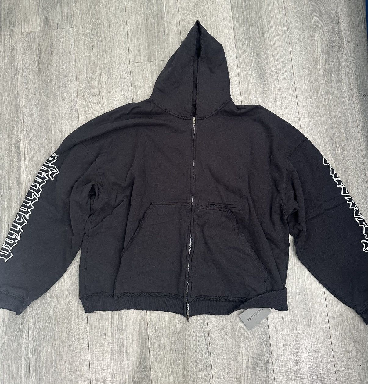 Balenciaga Balenciaga Blackletter Script Pulled Zip-up Hoodie 