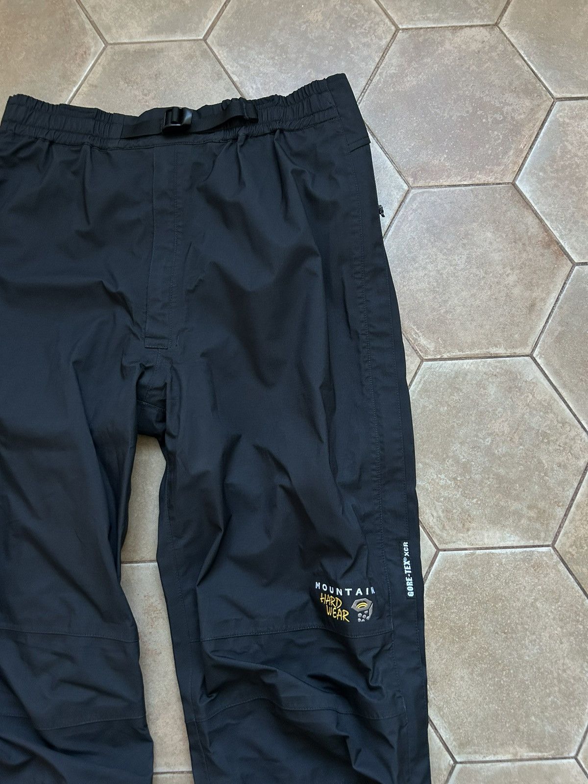Mountain Hardwear Mountain Hardwear Gore-Tex xcr Ski Snowboard Pants Size US 34 / EU 50 - 2 Thumbnail