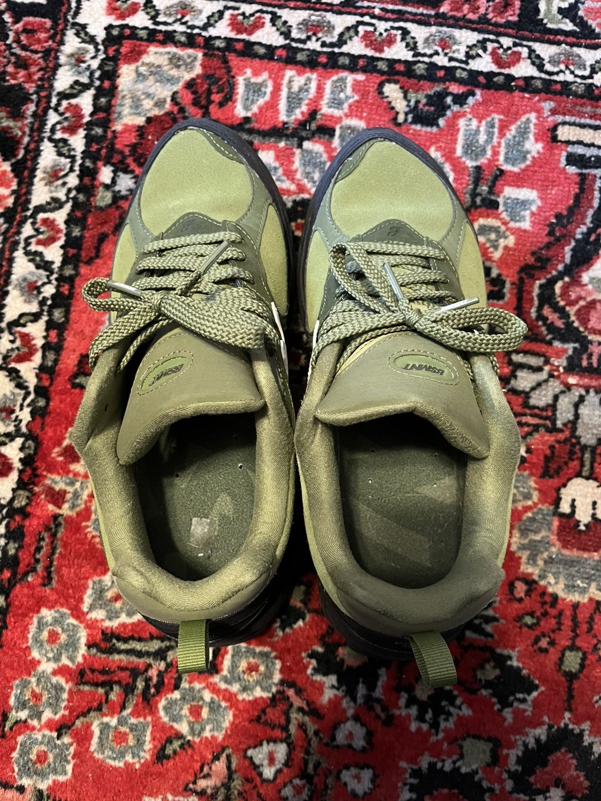 New Balance × The Basement New Balance x The Basement 2002R “Moss Green” - US 10.5 Size US 10.5 / EU 43-44 - 6 Thumbnail
