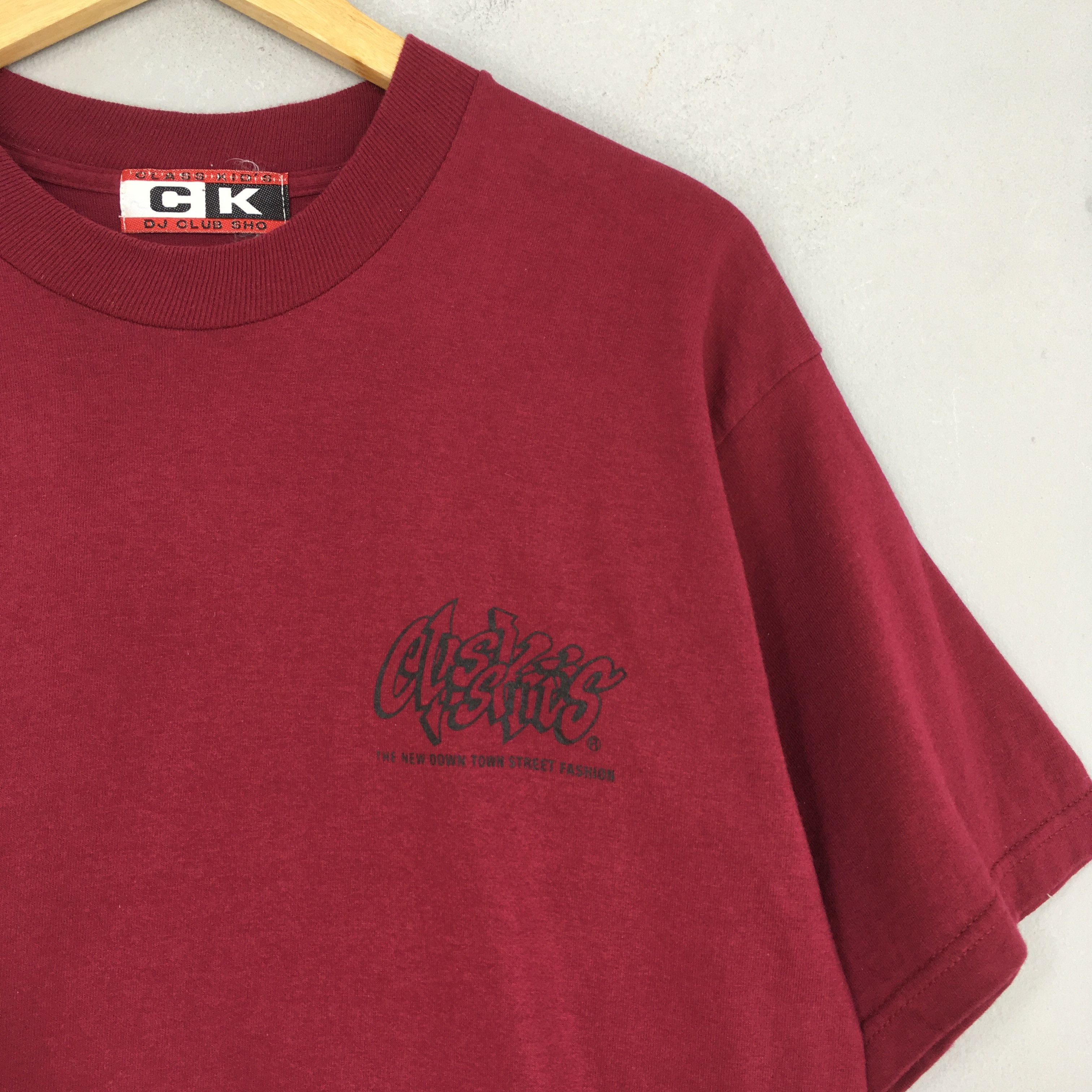 Other Vintage Class Kid's Graphics Graffiti Retro Street Tshirt M Size US M / EU 48-50 / 2 - 3 Thumbnail