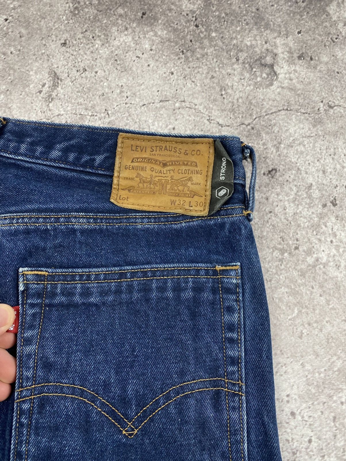 Levi's × Vintage Vintage Y2K Faded Black Wide Leg Levis Baggy Denim Jeans USA Size US 32 / EU 48 - 9 Thumbnail