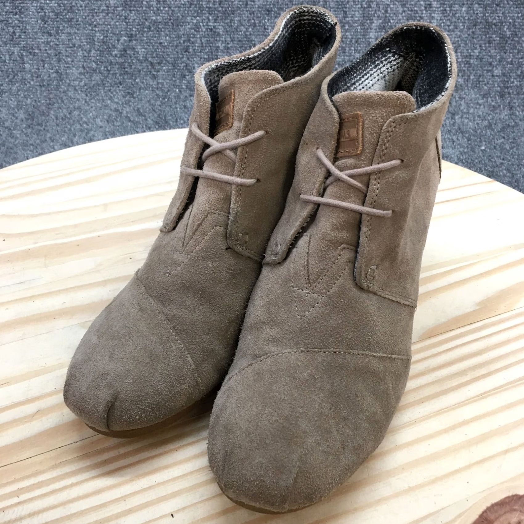 Toms TOMS Boots Womens 10 Desert Wedge Ankle Bootie Brown Suede Lace Up Round Toe Size US 10 / IT 40 - 6 Thumbnail